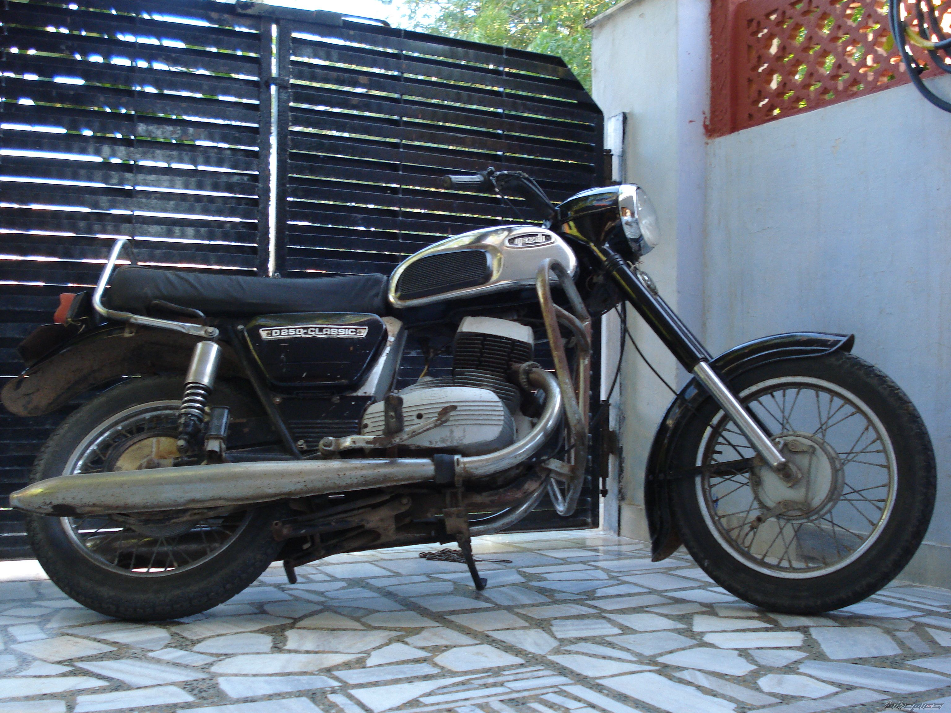 Bike Photo 2217915