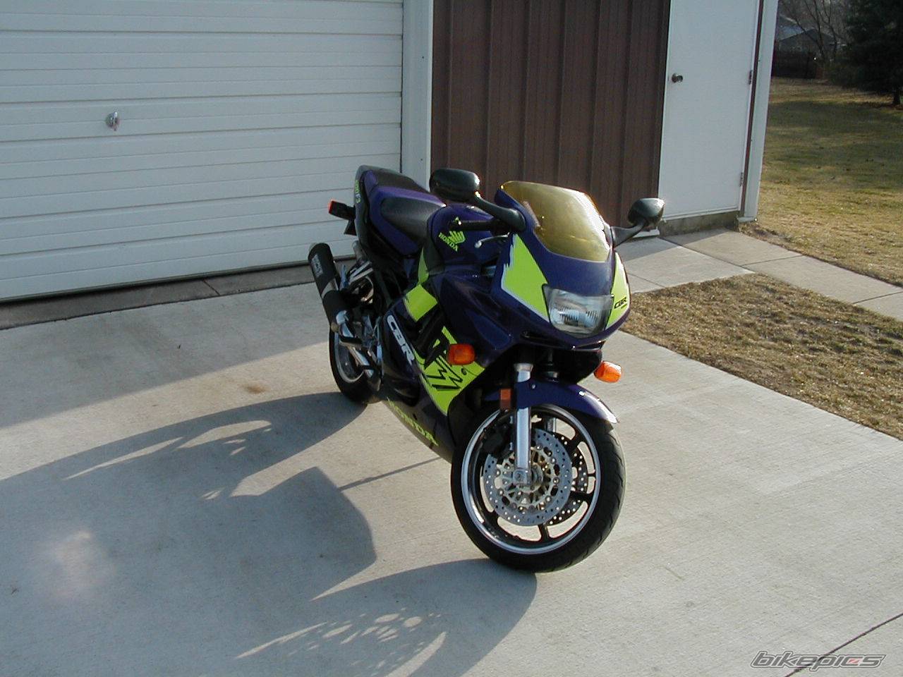 Photo 22211