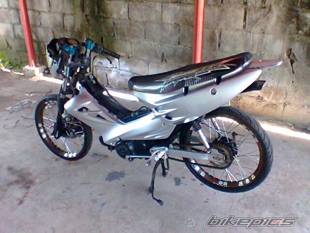 Kymco AXR 110
