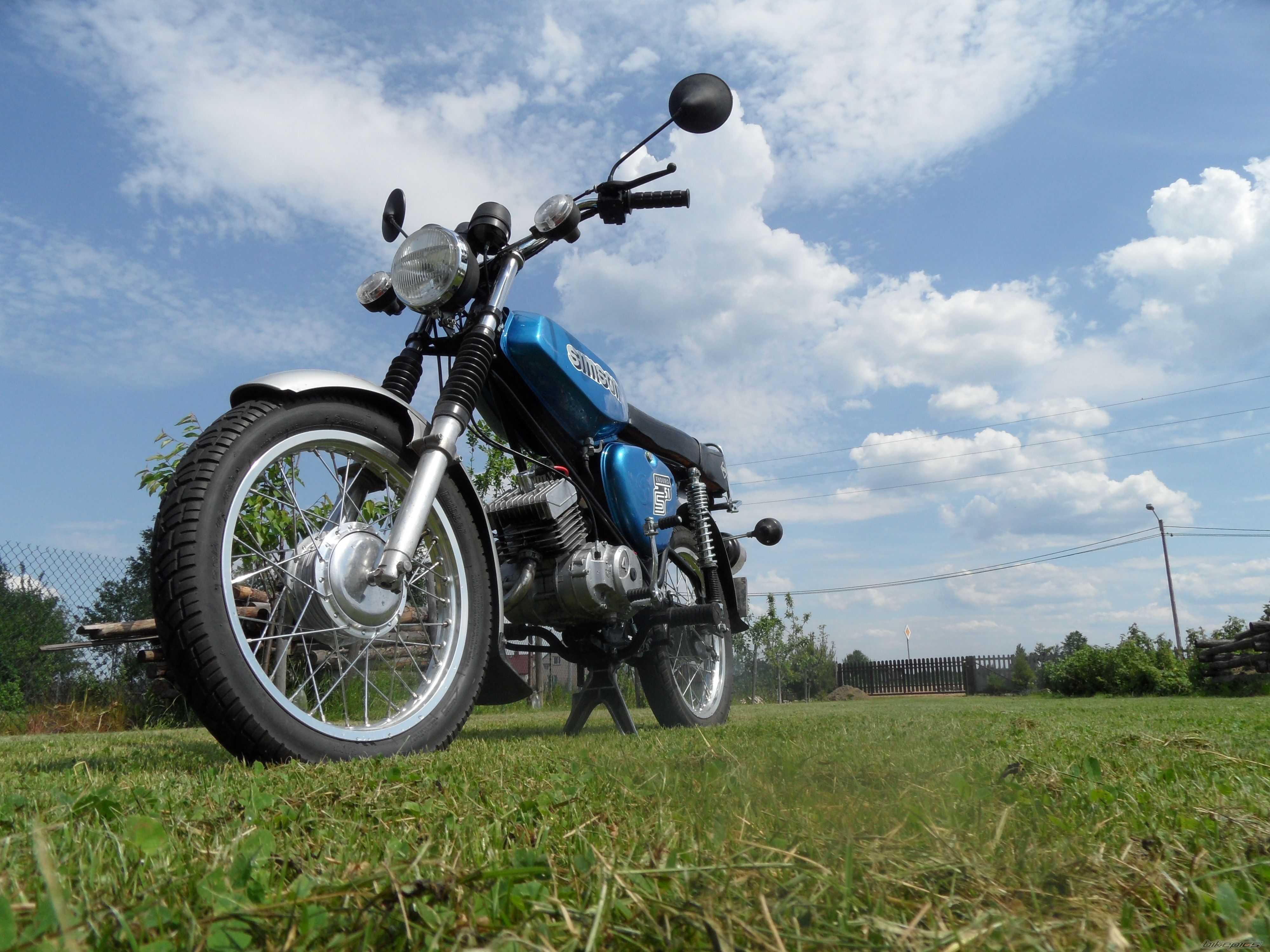 Bike Photo 2221865