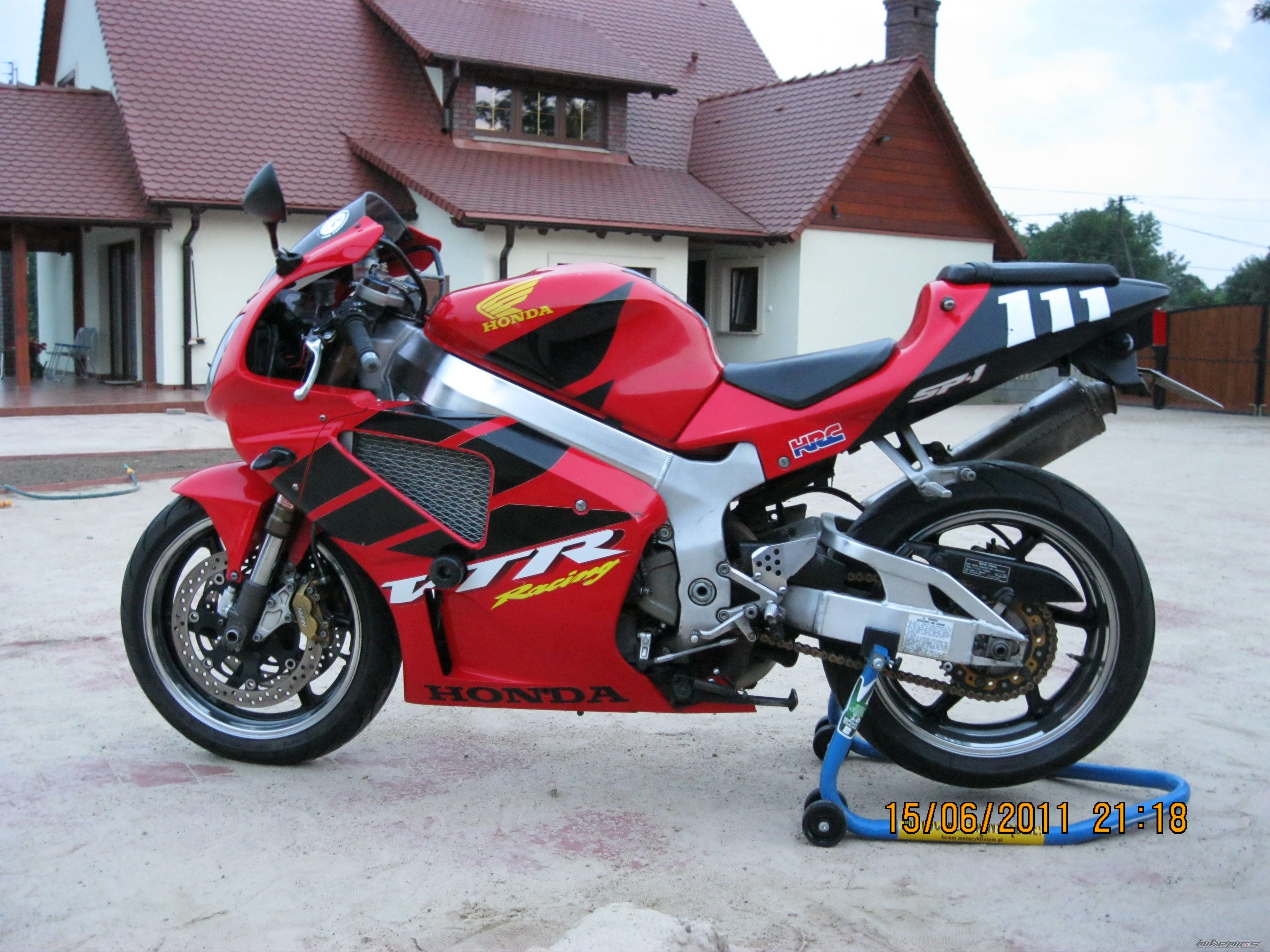 Photo 2225355