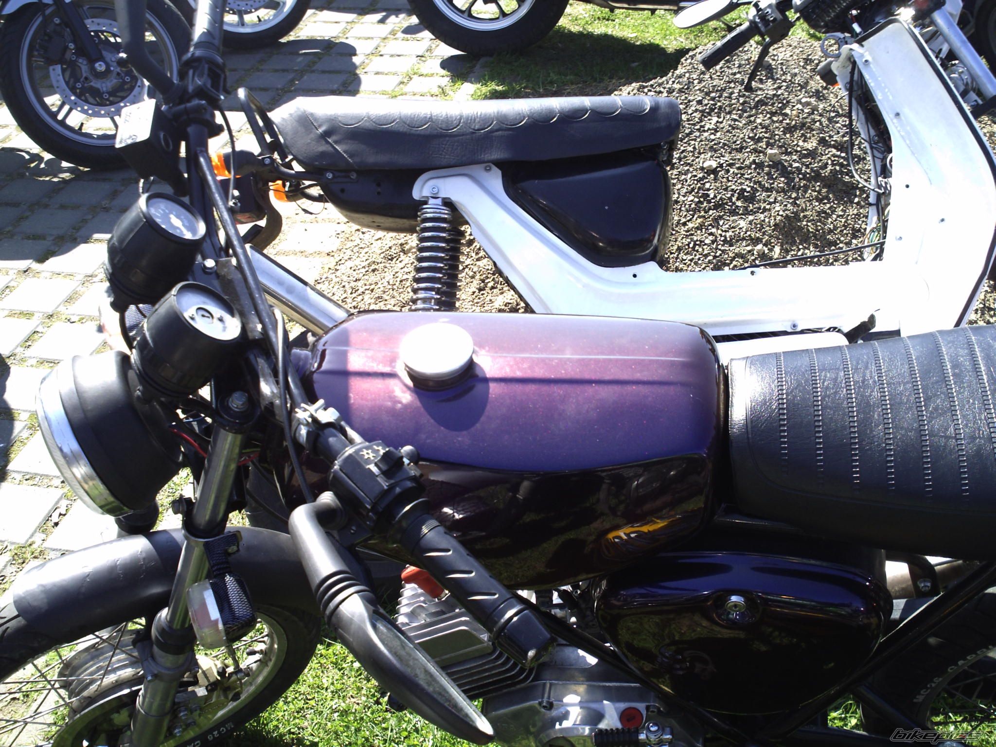 Photo 2225880