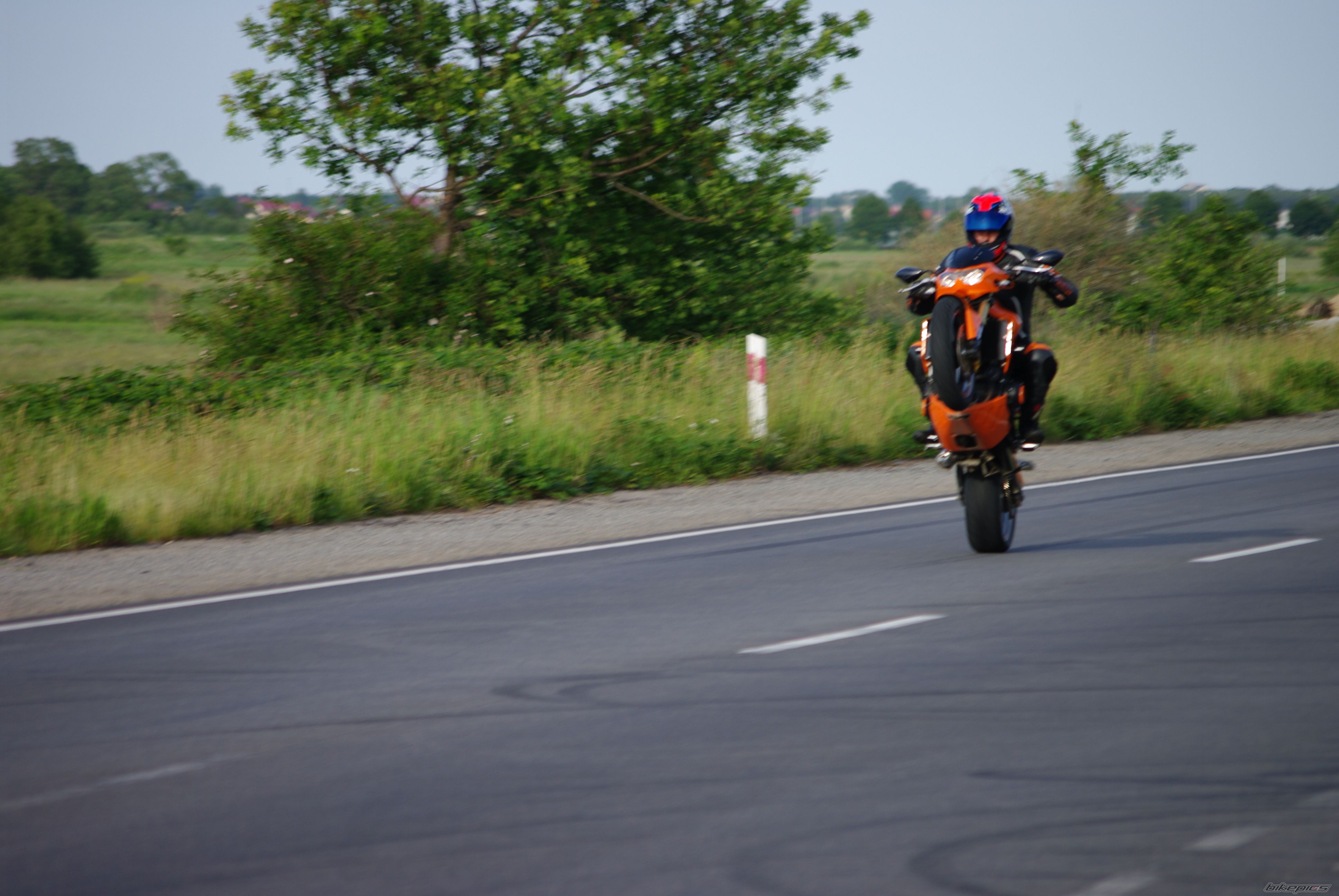 Photo 2227557