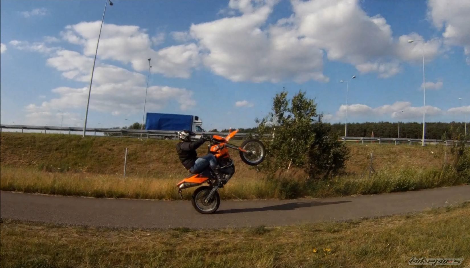 Photo 2231446