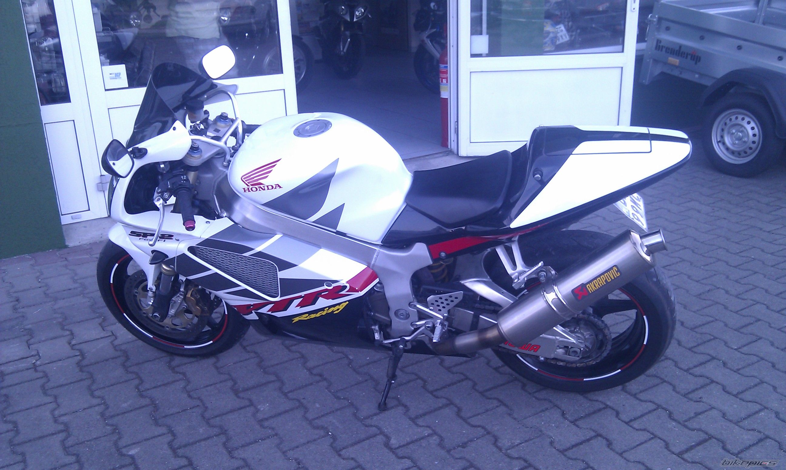 Photo 2231695