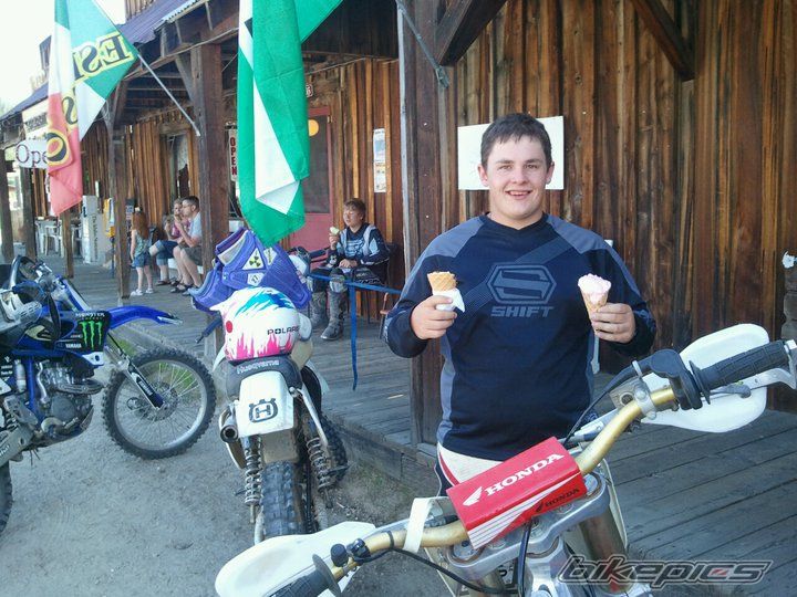 Photo 2231851