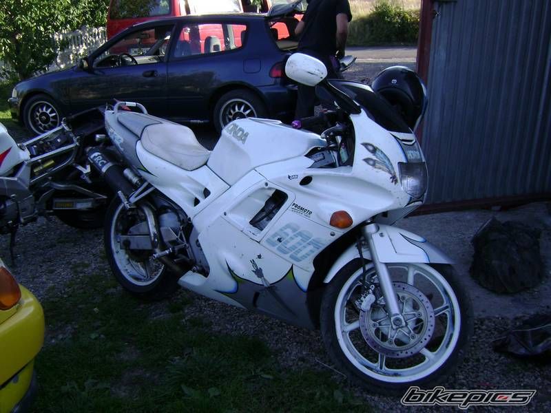 Photo 2232423