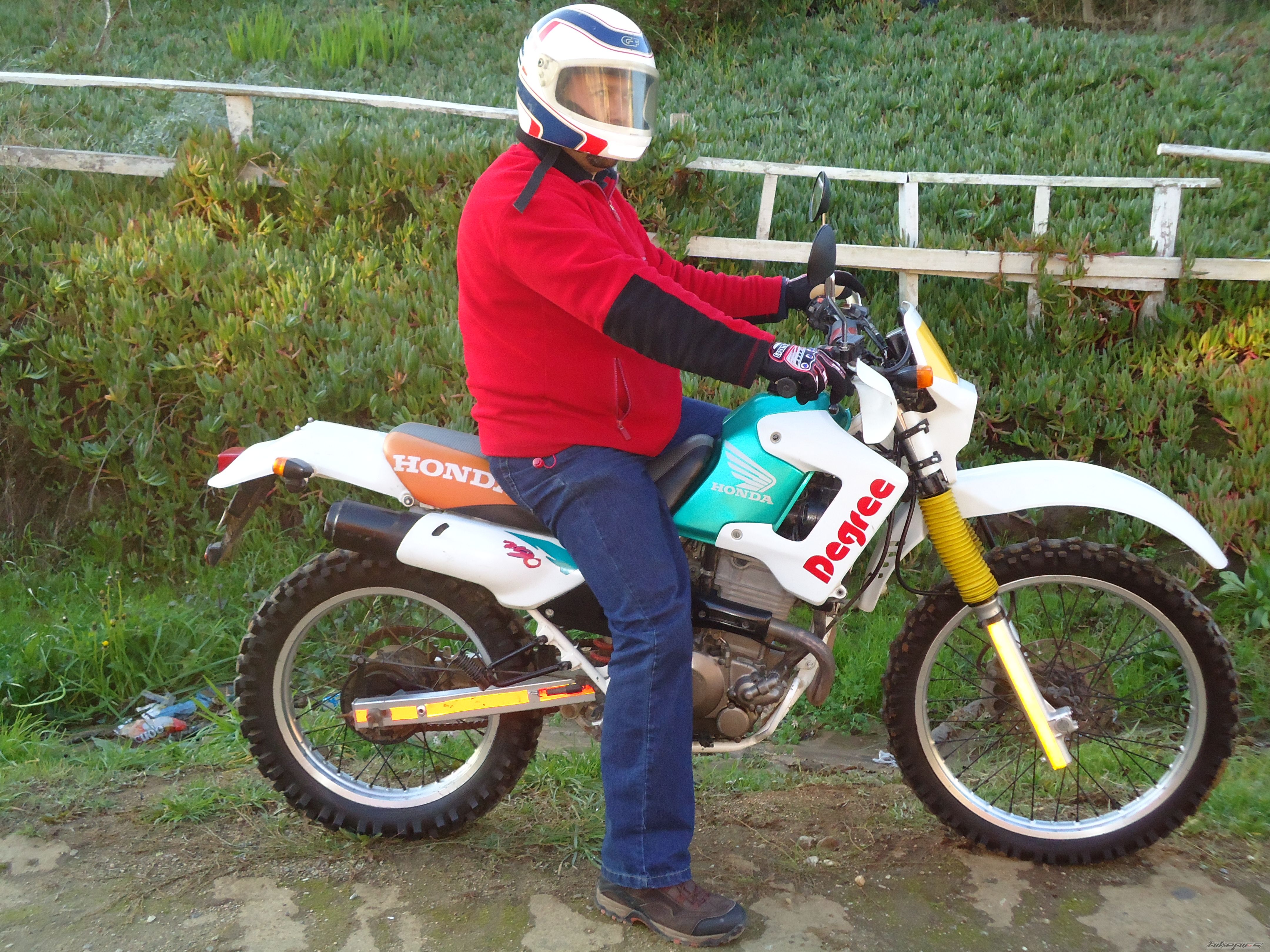 Photo 2233129