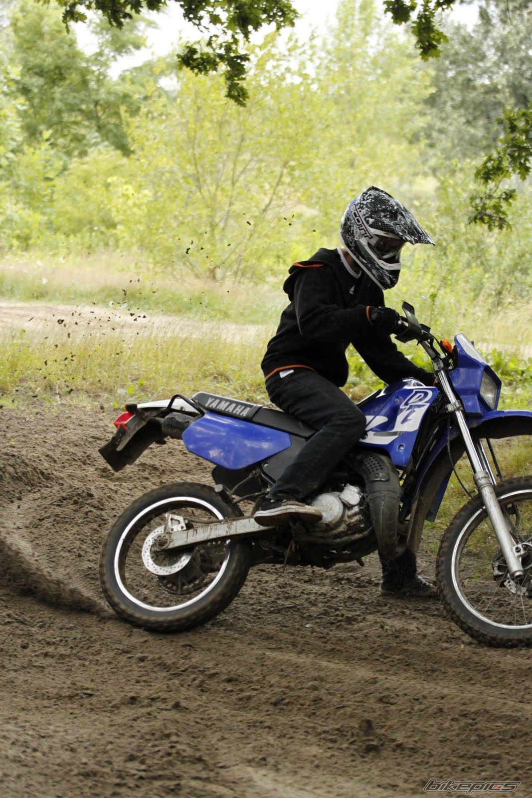 Photo 2235711