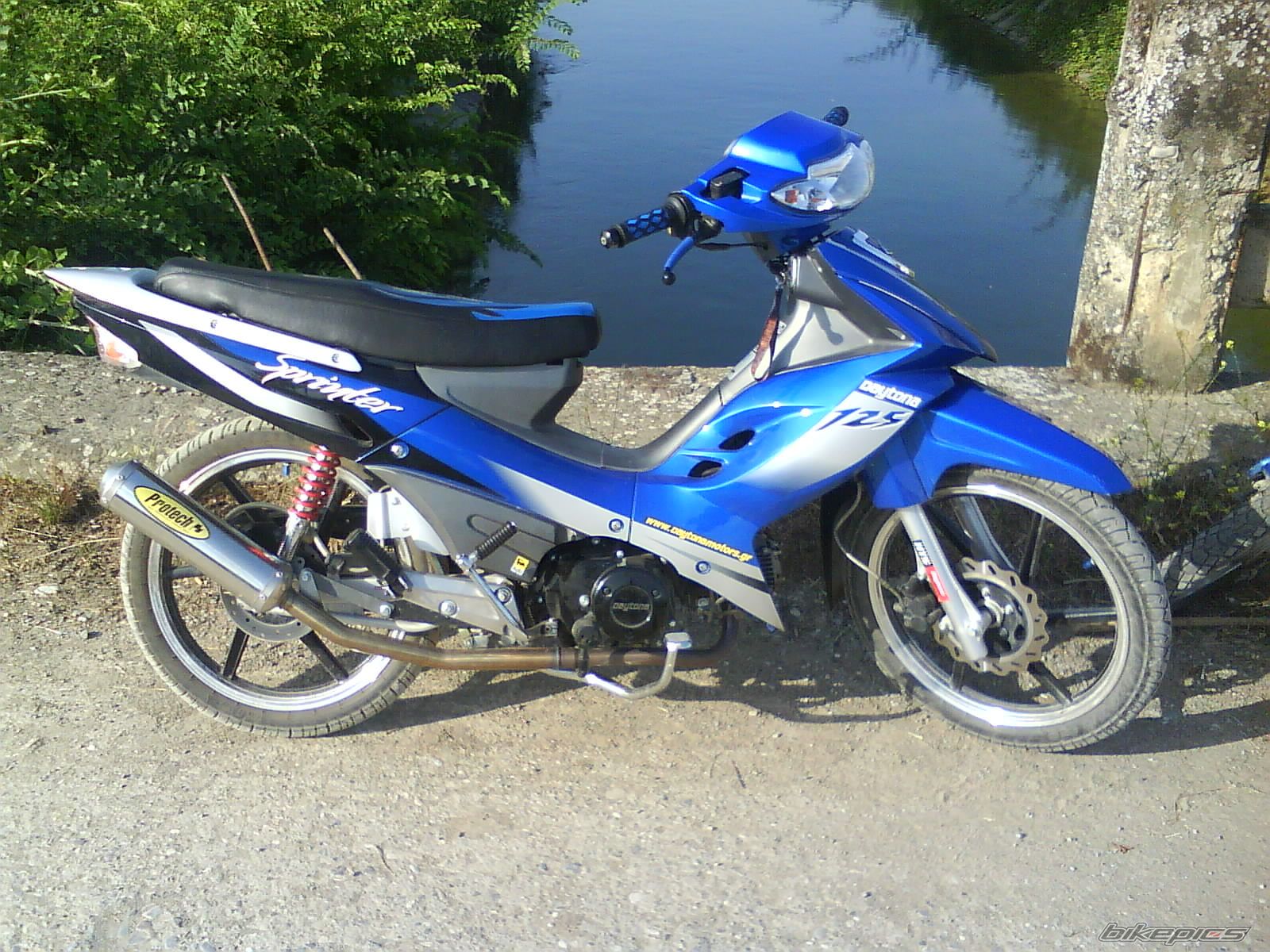 Photo 2235821