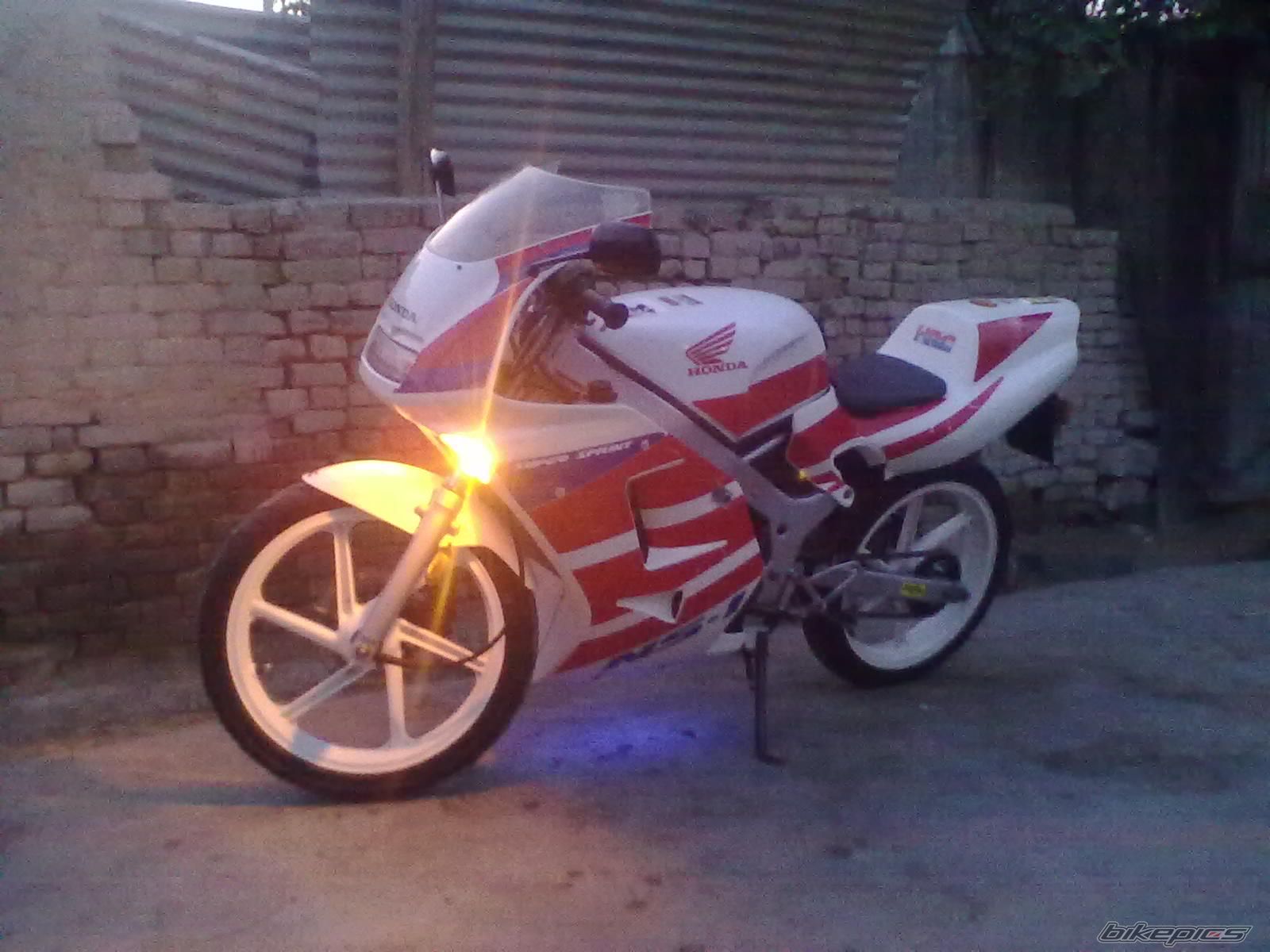Photo 2236083