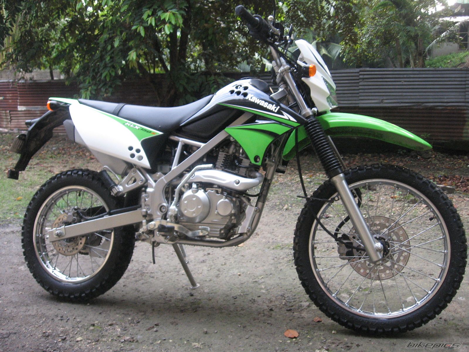 Photo 2236912