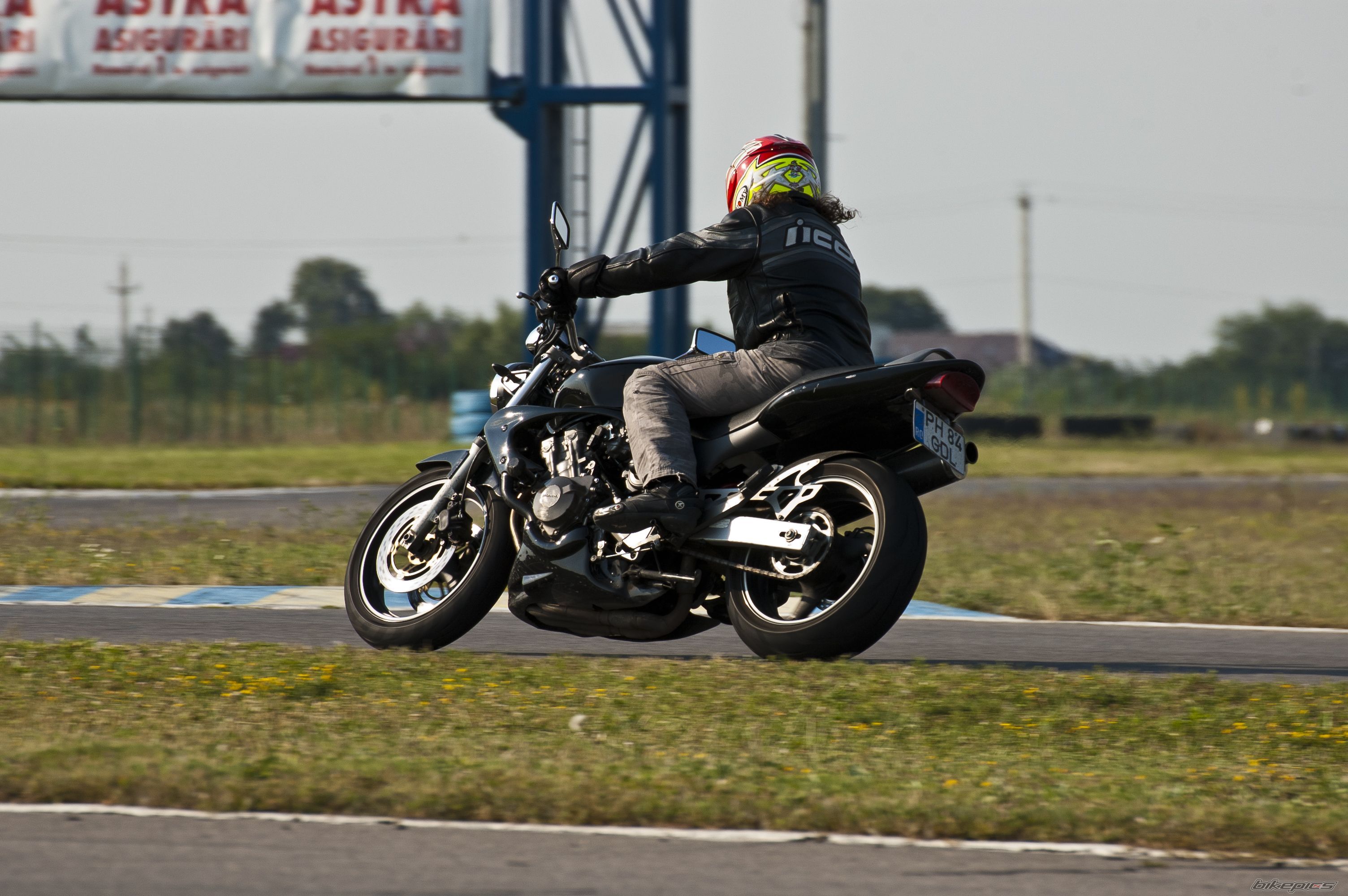 Bike Photo 2238095