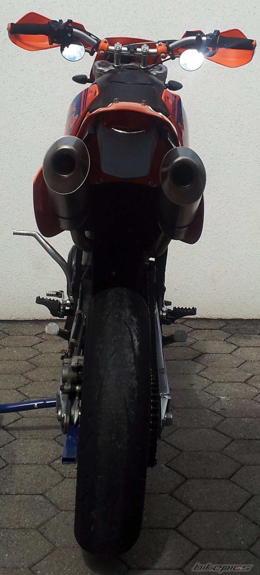 Photo 2240373