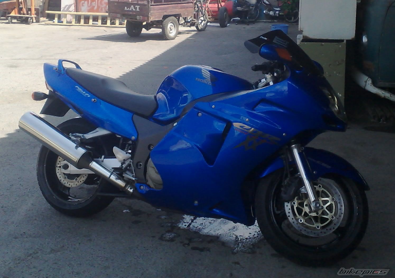 Photo 2240547