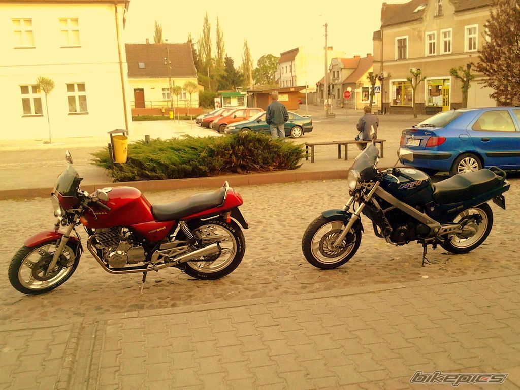 Photo 2240844