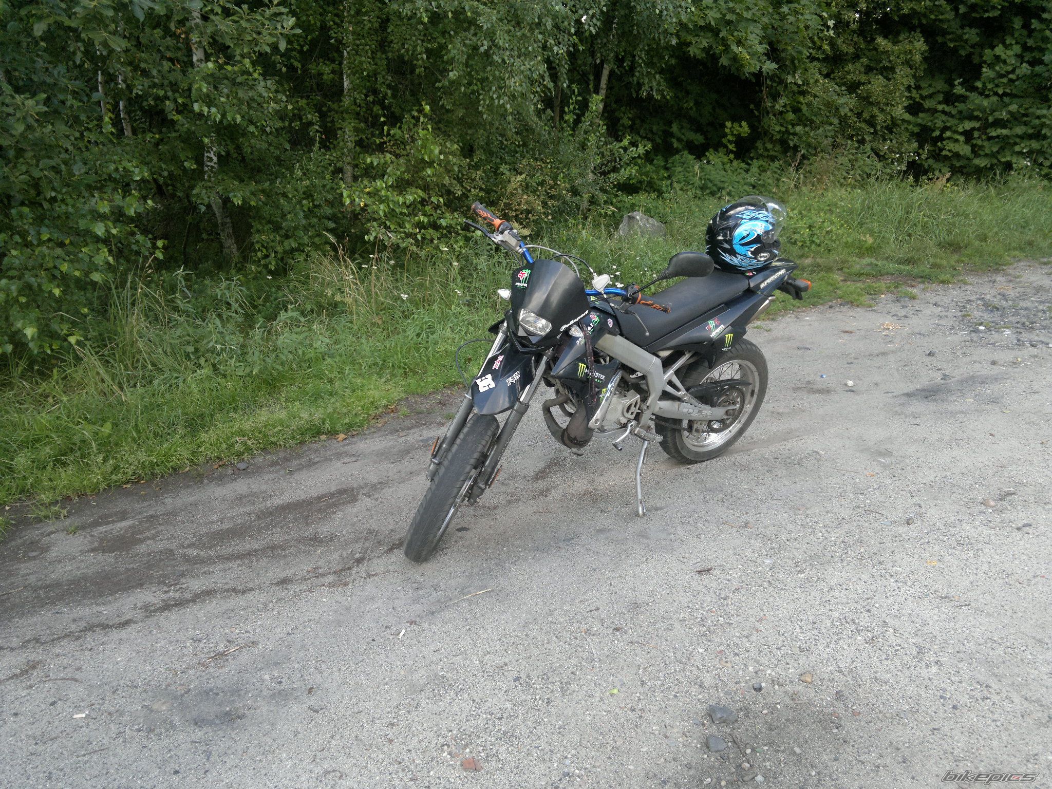 Photo 2240985