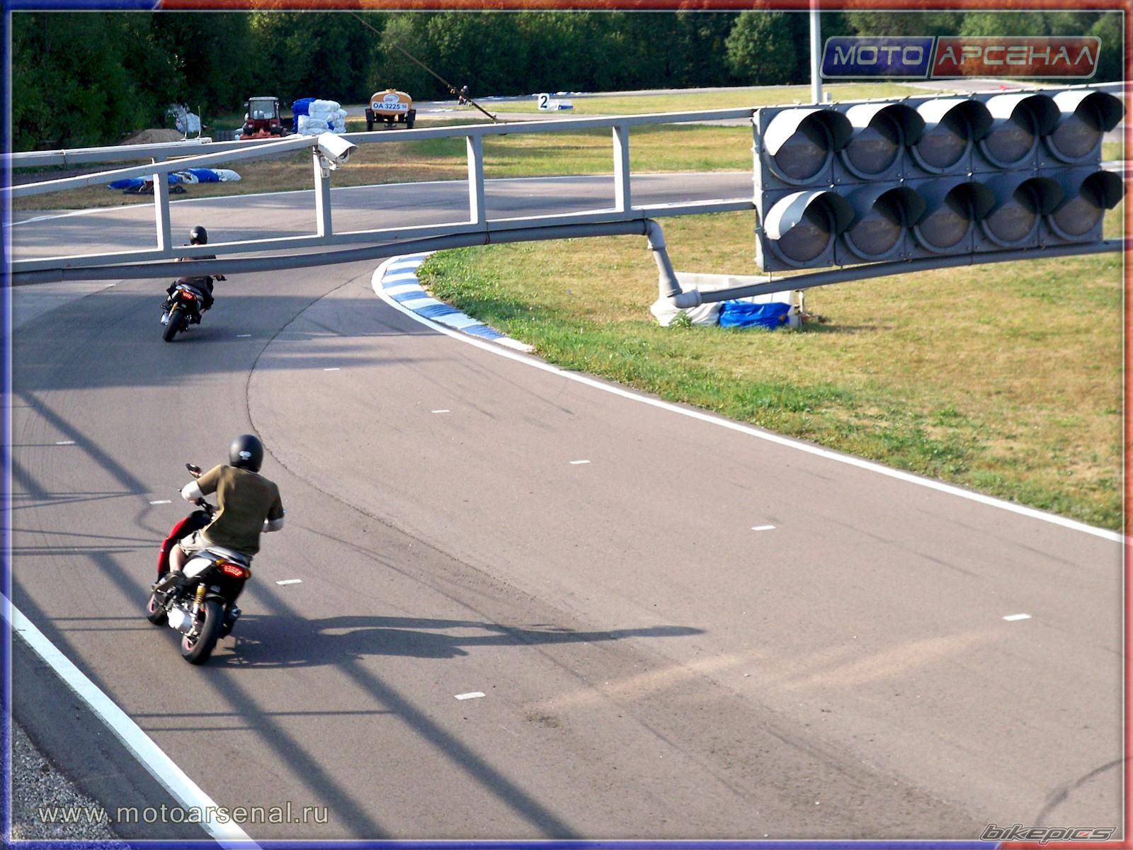 Bike Photo 2242374