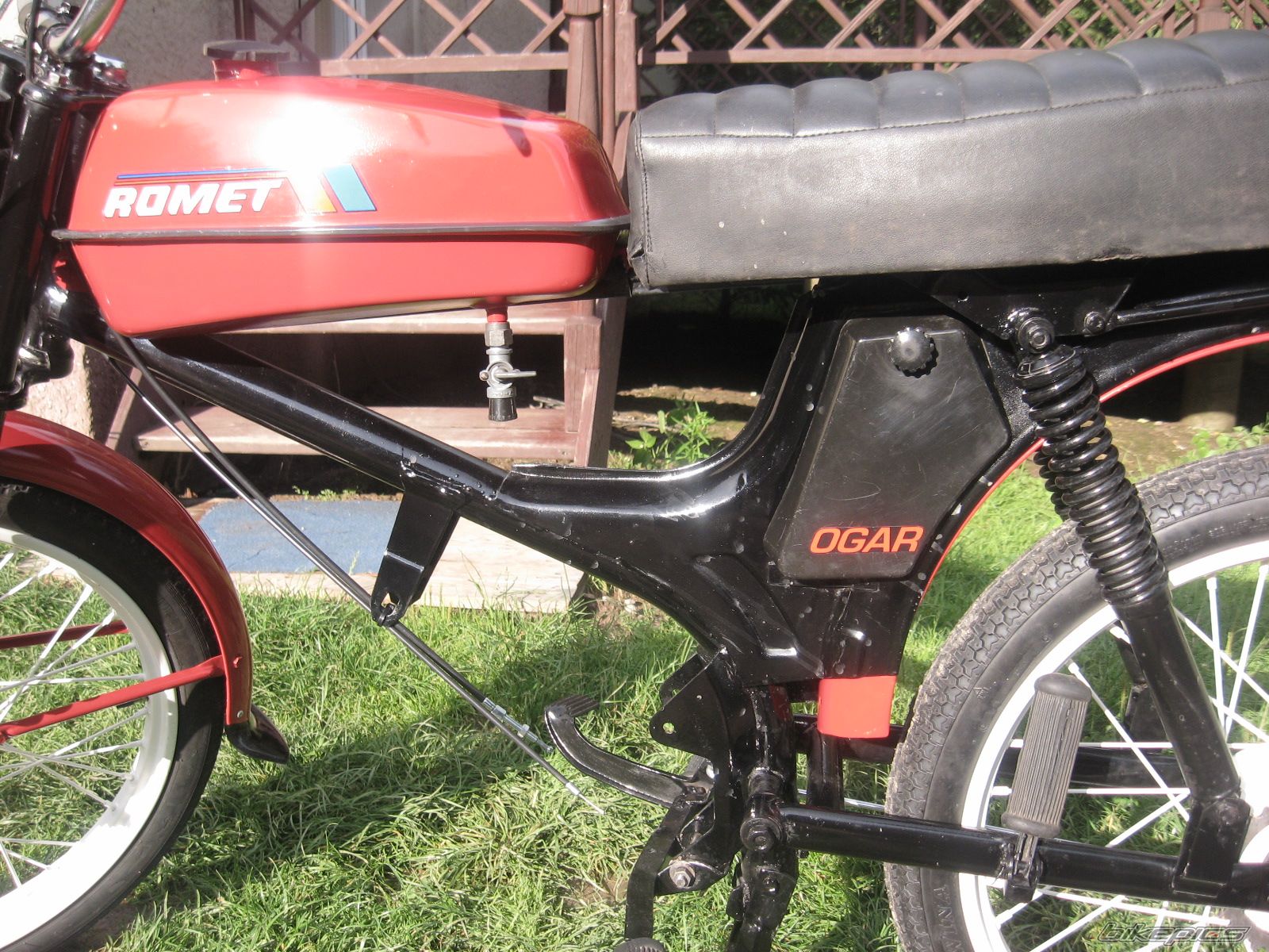 Photo 2243280