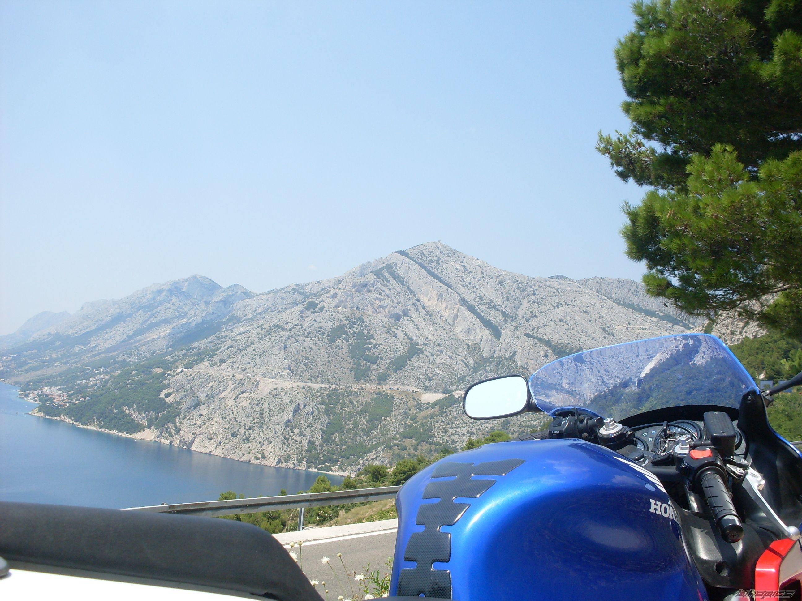 Photo 2243414