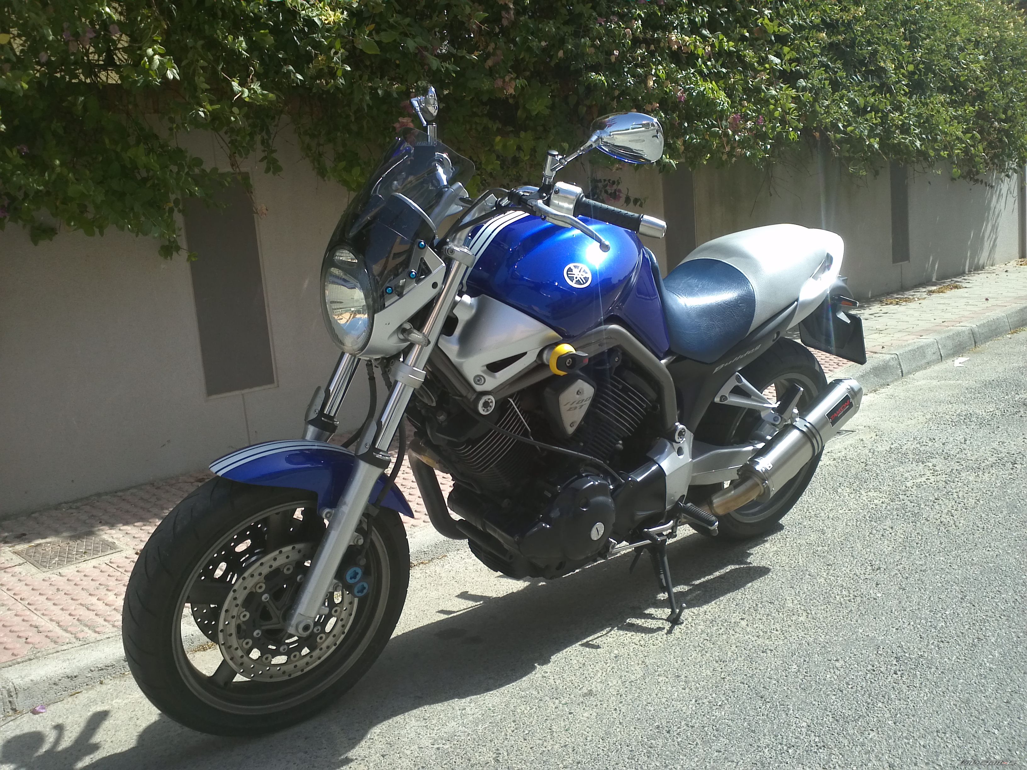 Photo 2243848