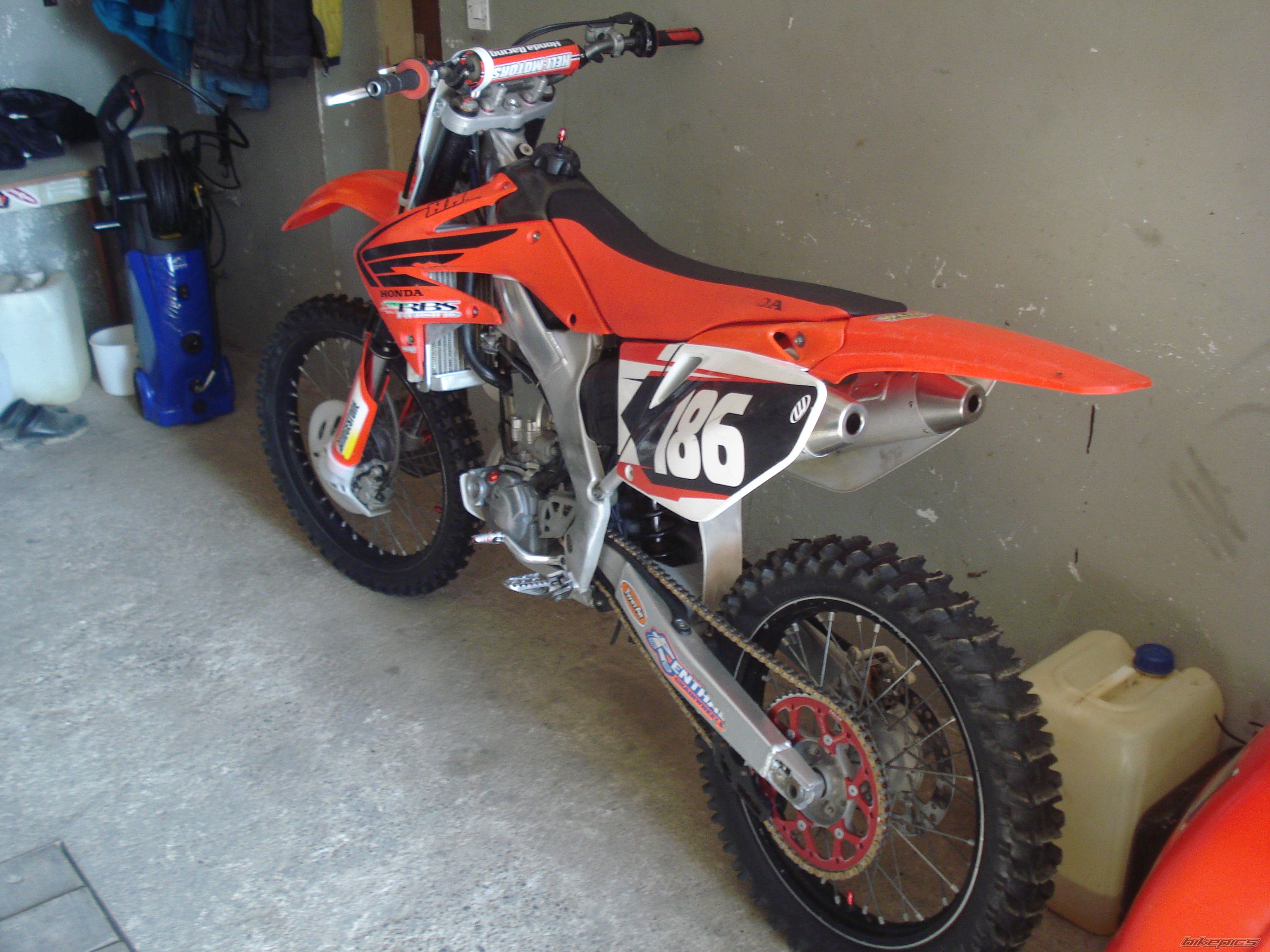 Photo 2243878