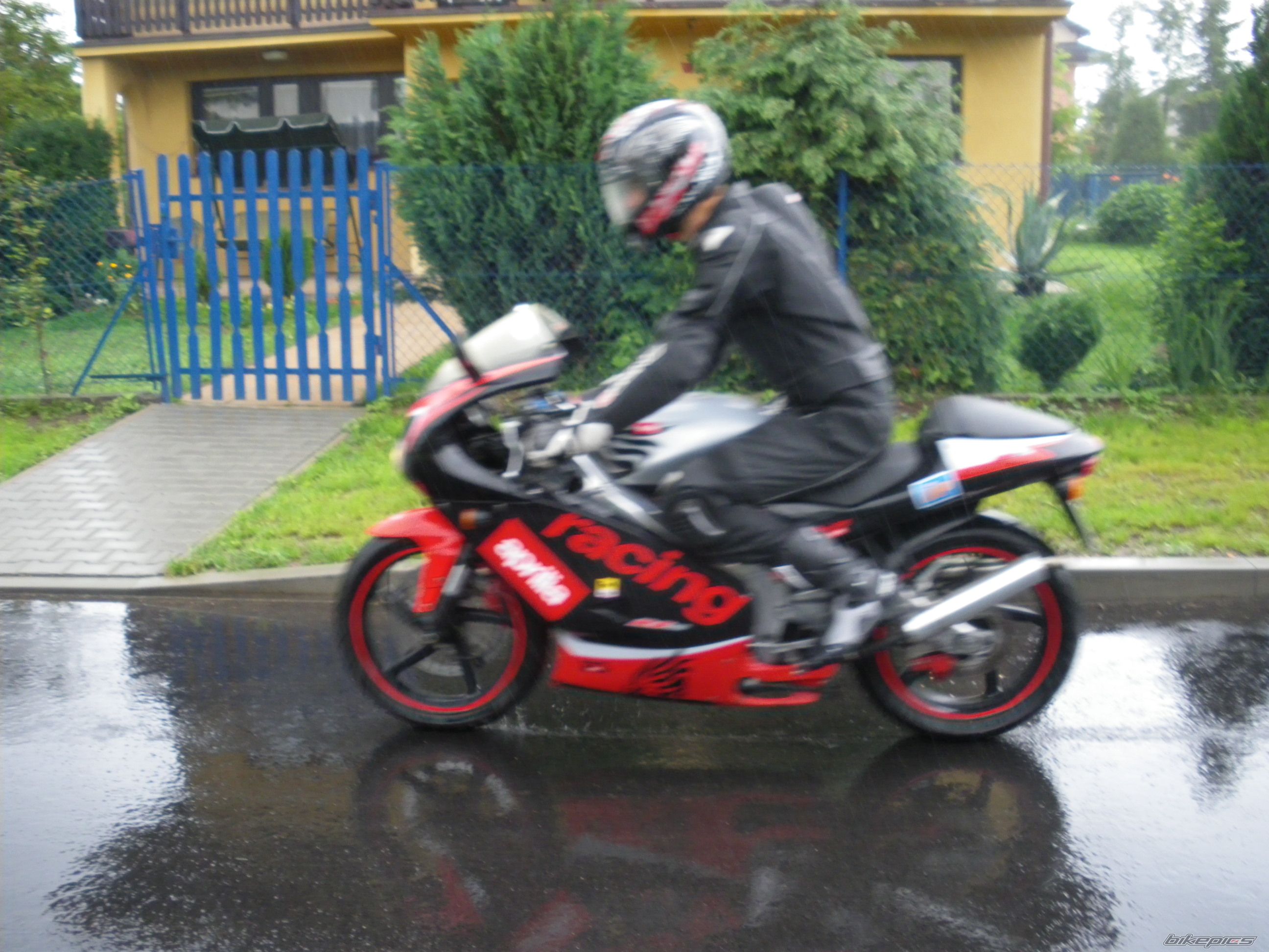 Photo 2243892