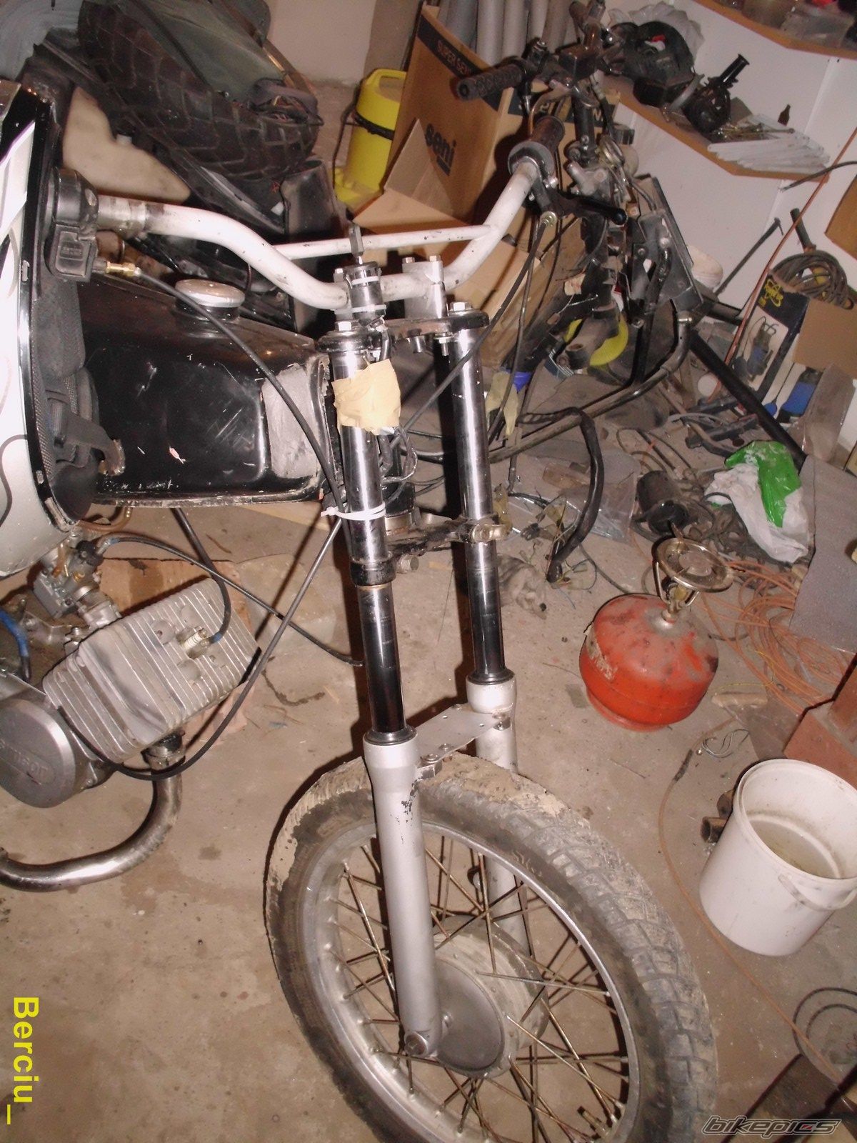 Photo 2244003