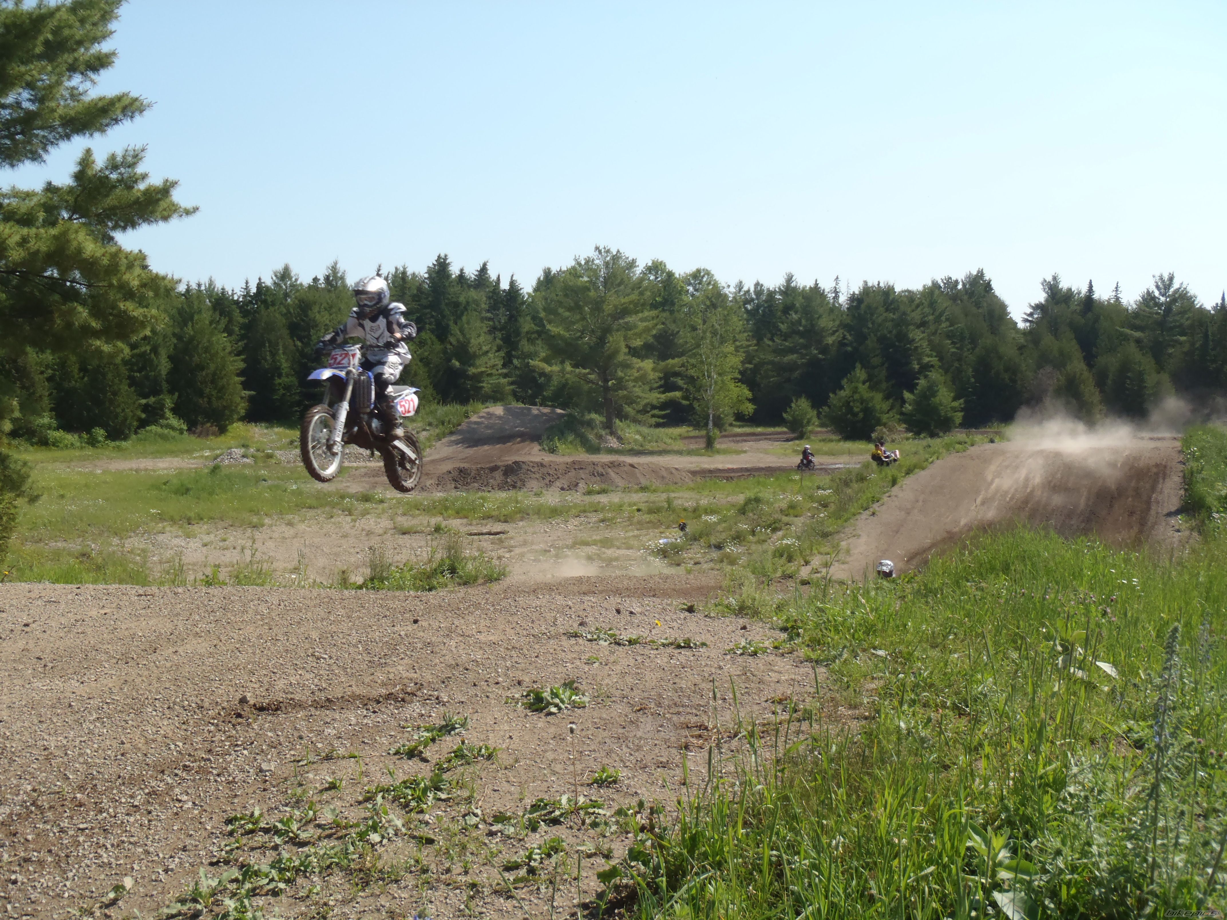 Photo 2244097