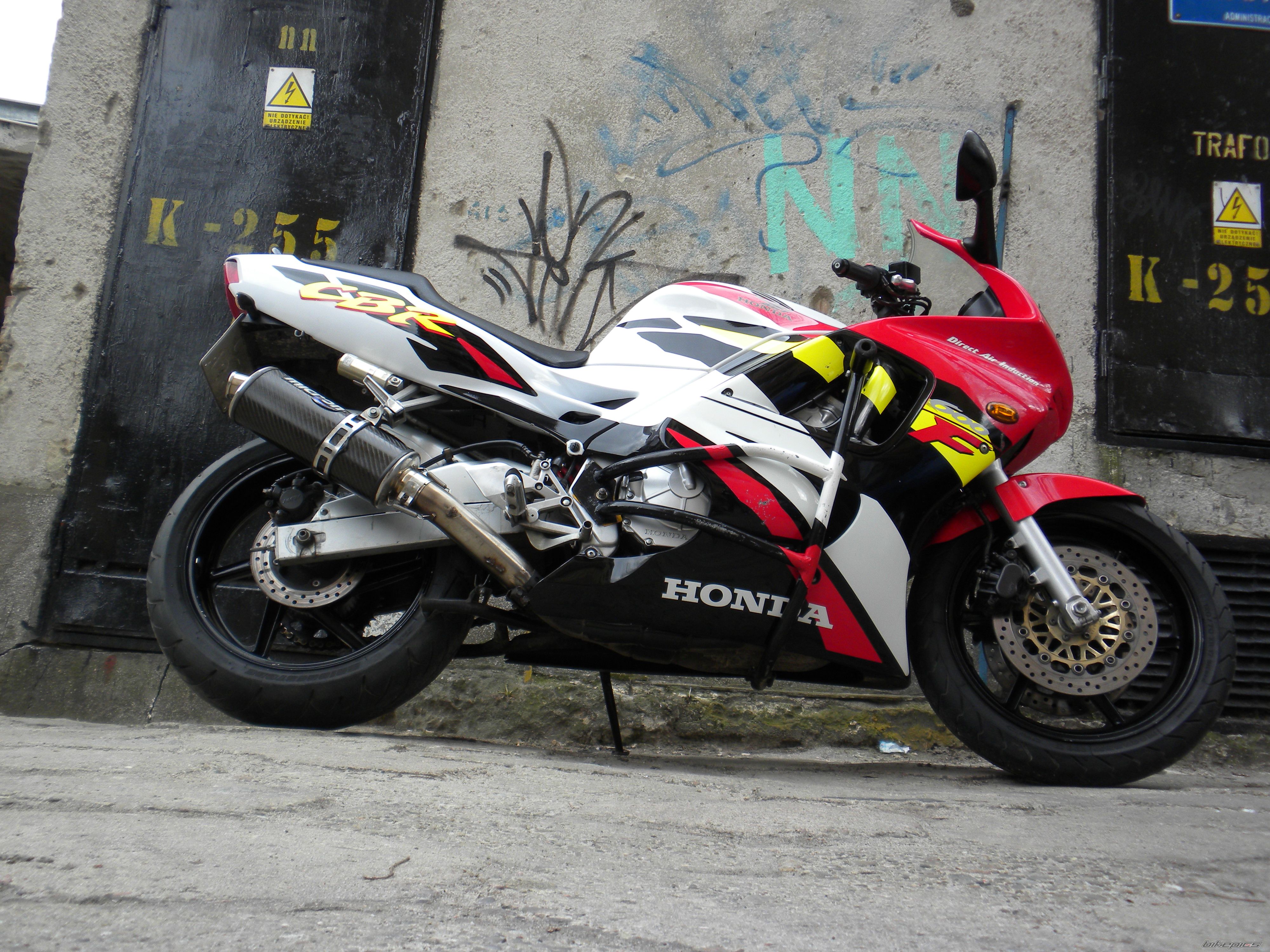 Photo 2244129