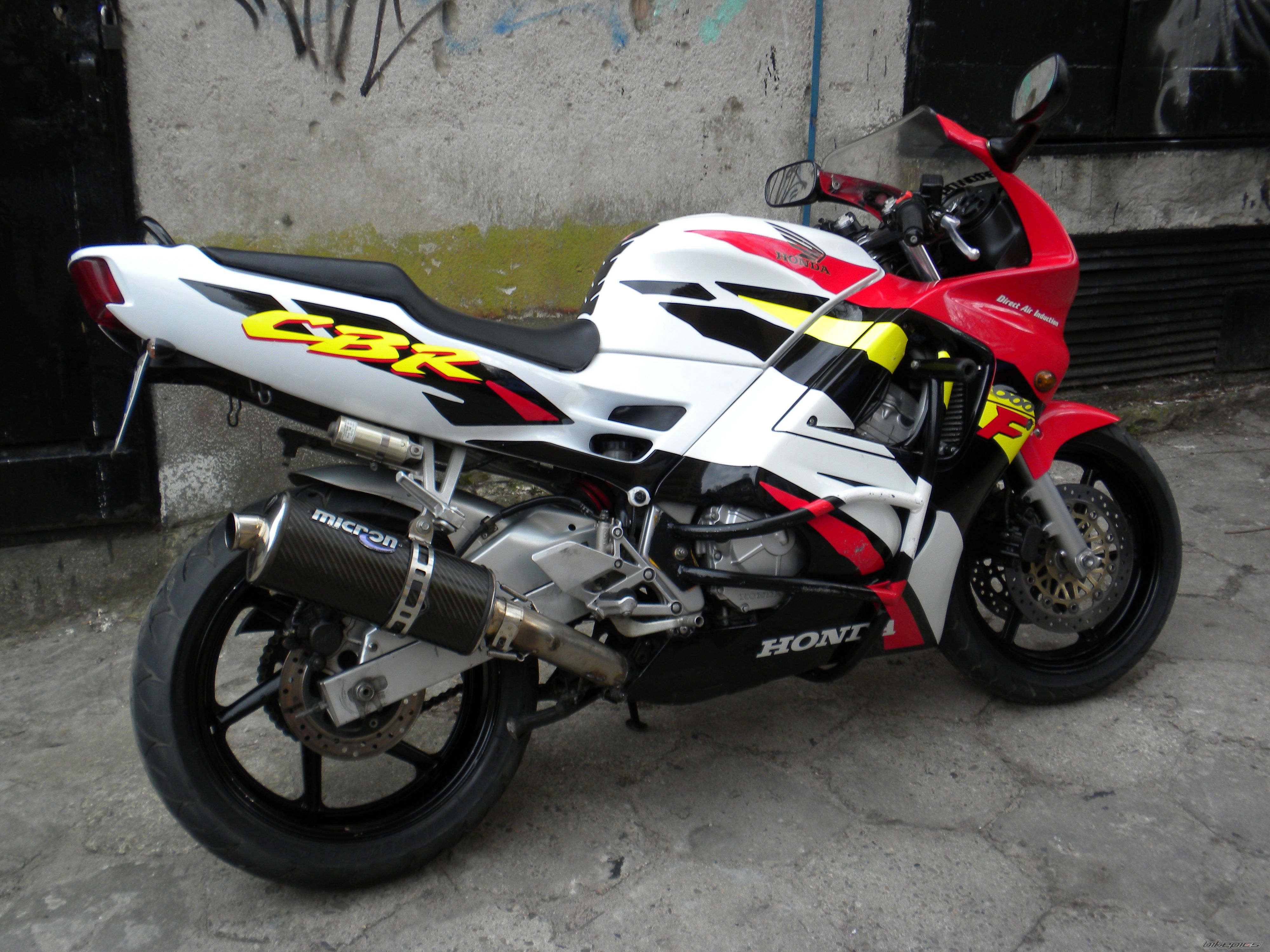 Photo 2244131