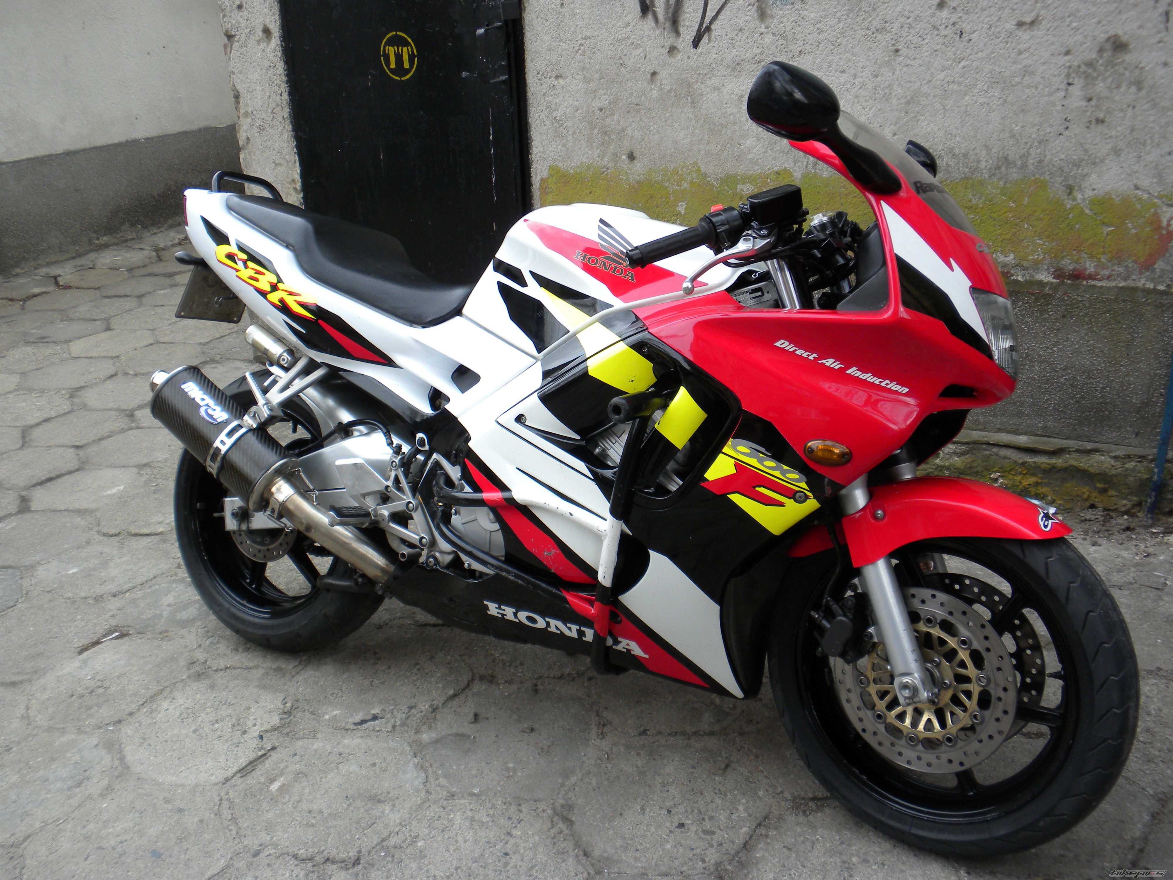 Photo 2244132