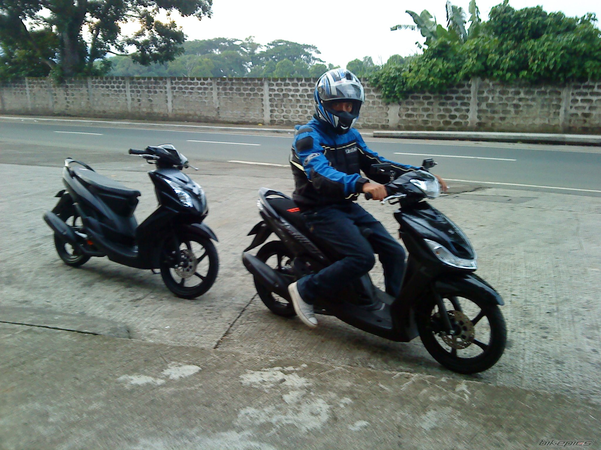 Photo 2244176