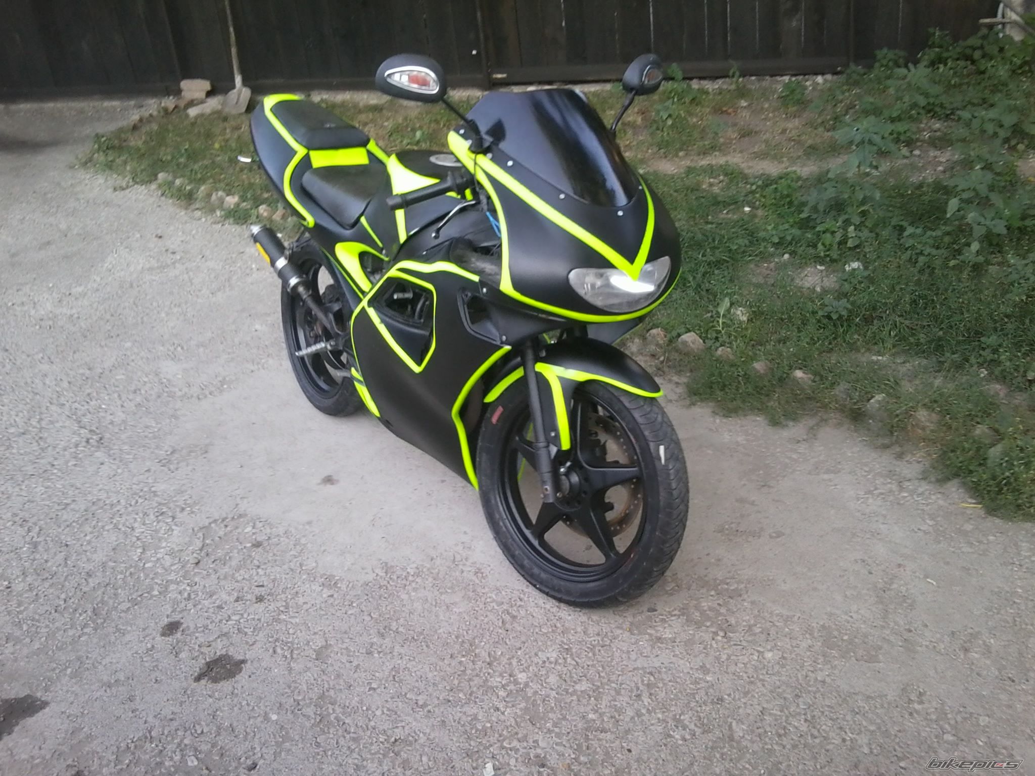 Photo 2244264