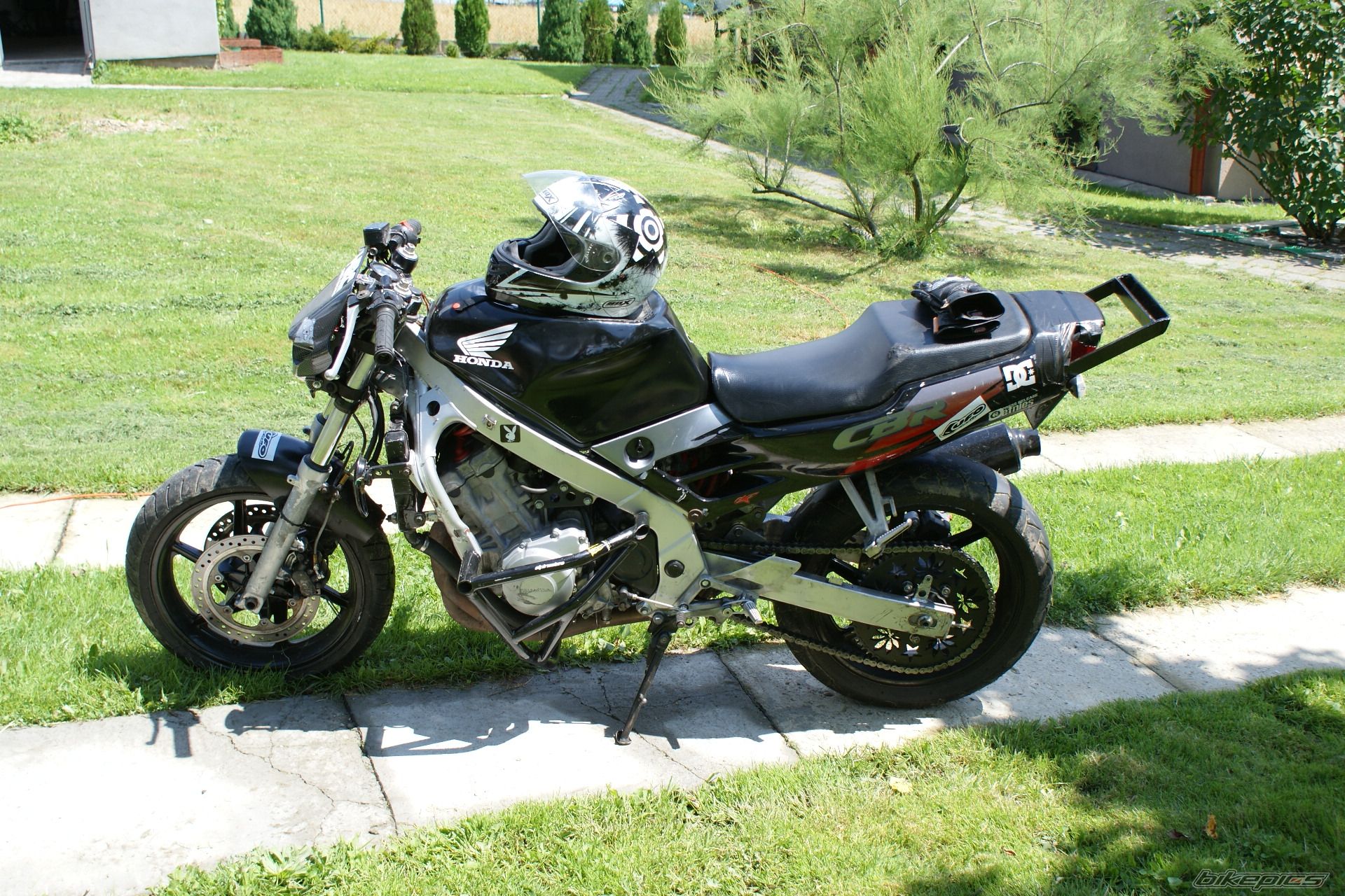 Photo 2244790