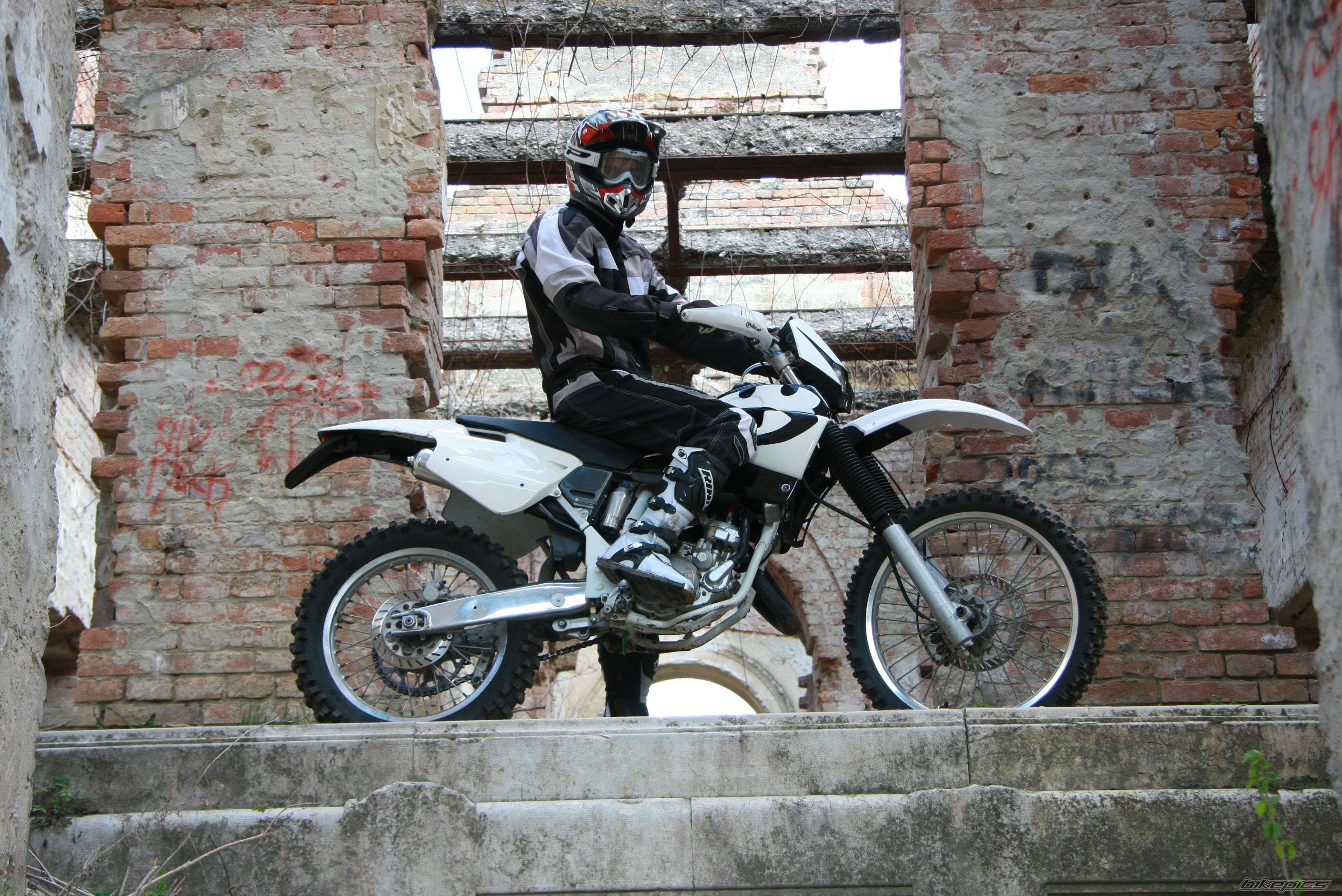 Photo 2244868