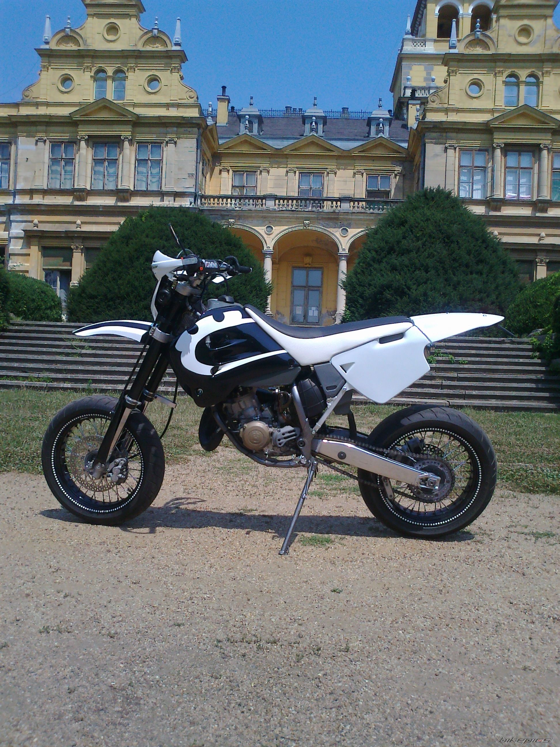 Photo 2244883