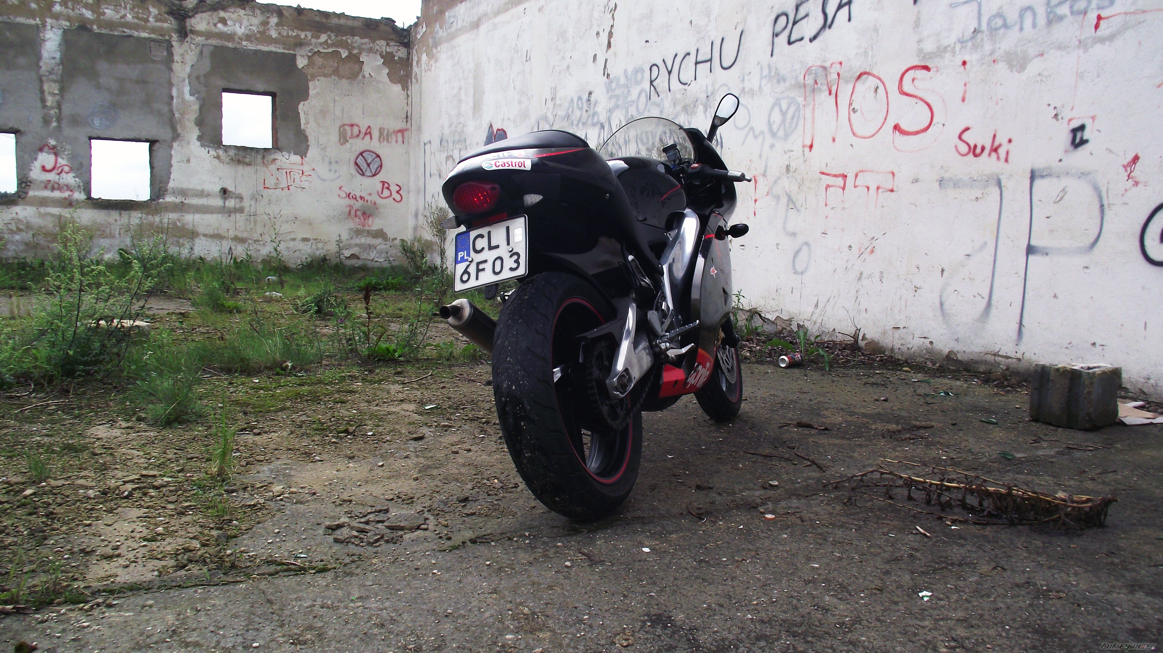 Photo 2246077