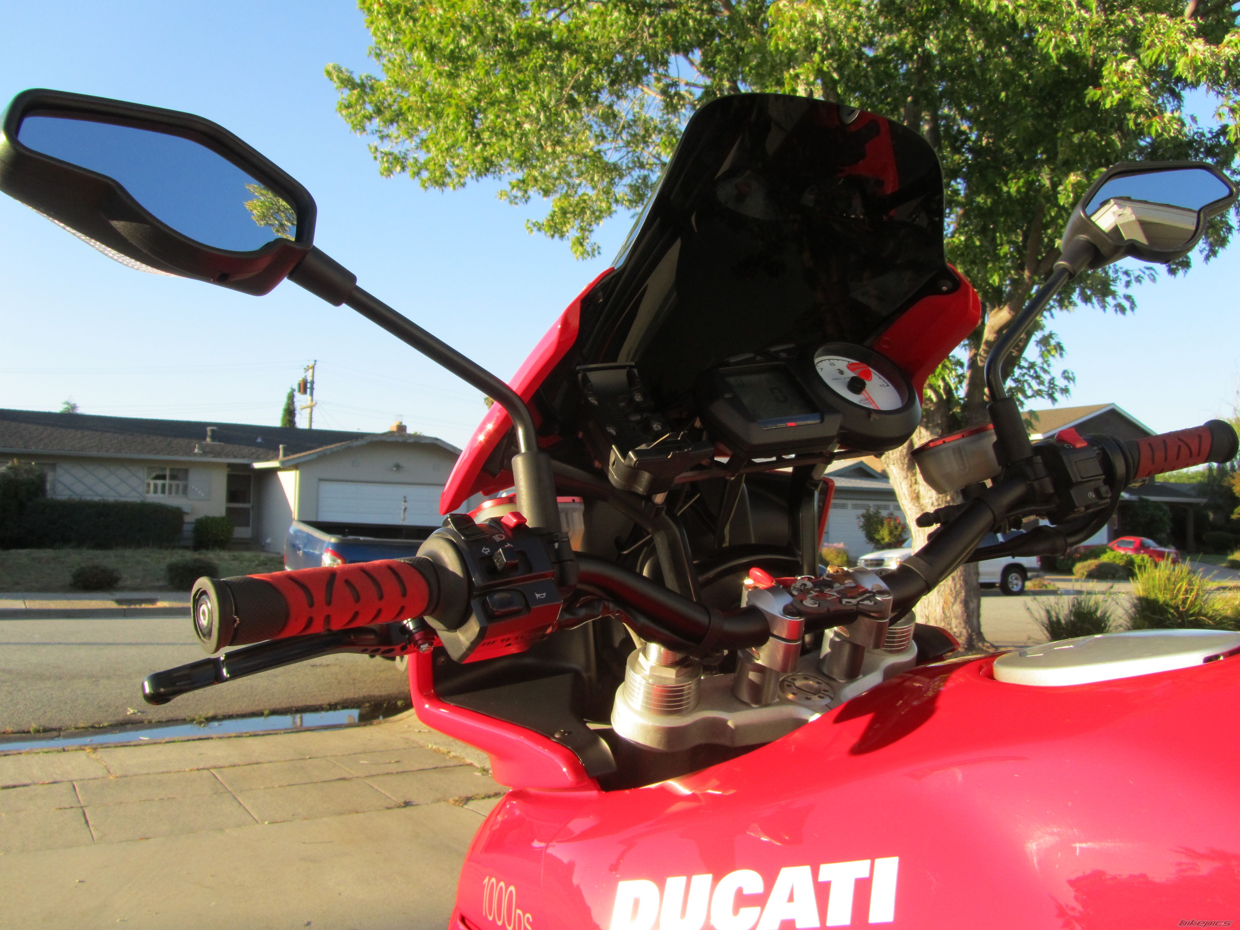 Bike Photo 2246755