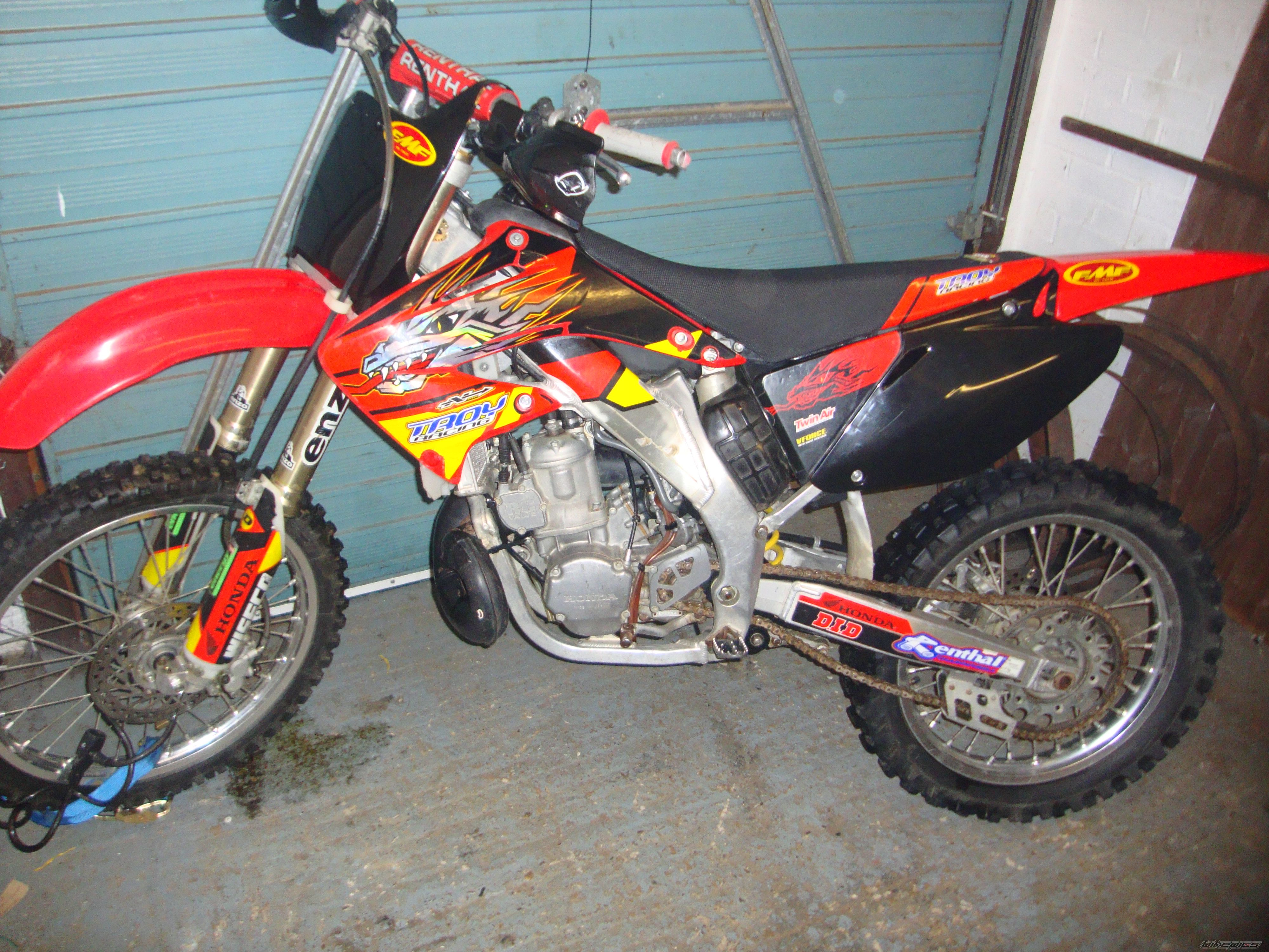 Photo 2247875