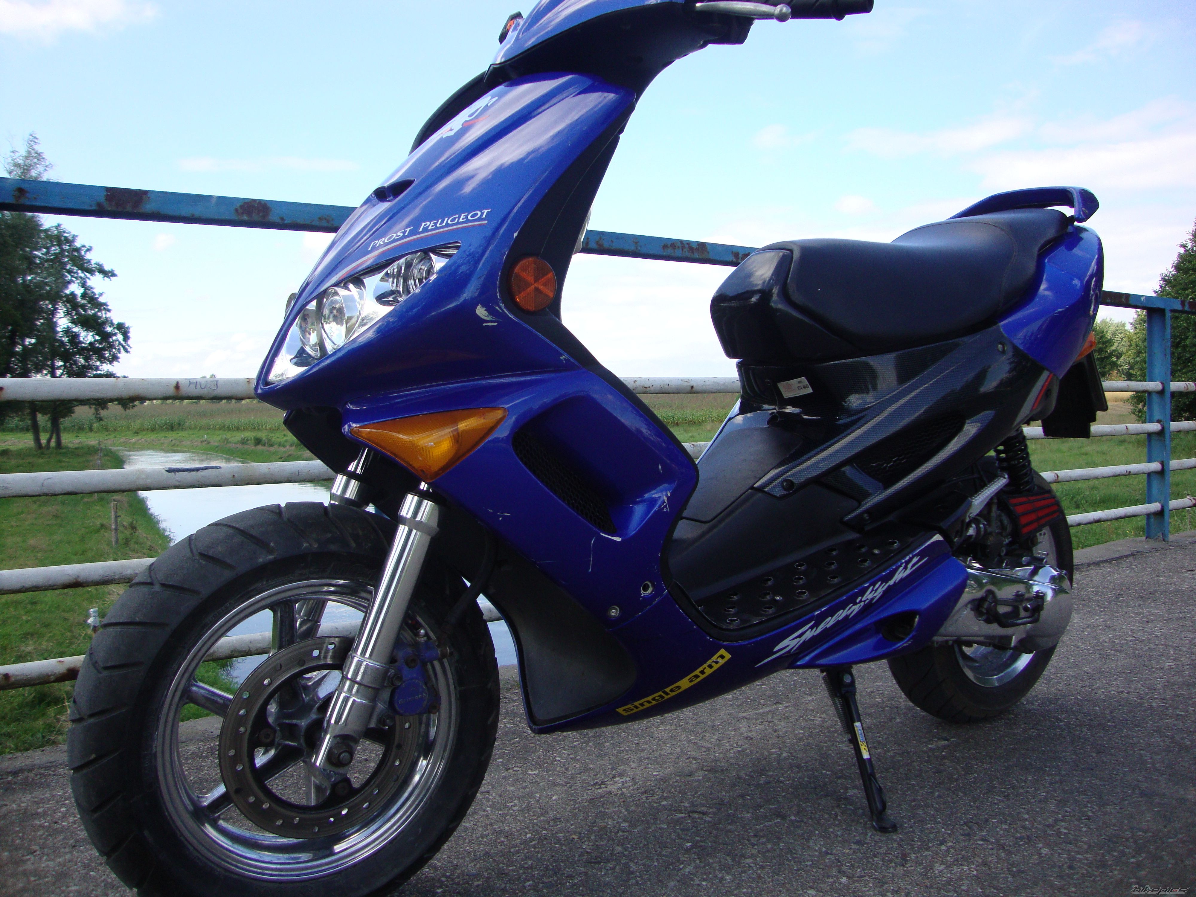 Photo 2248153