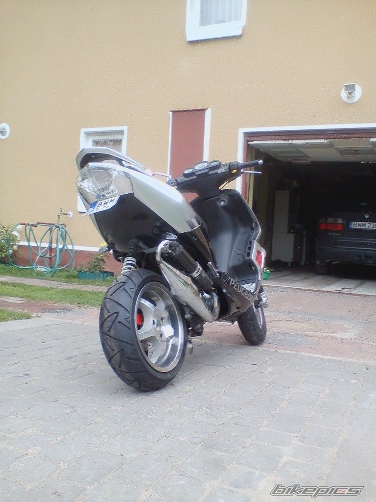 Photo 2248460