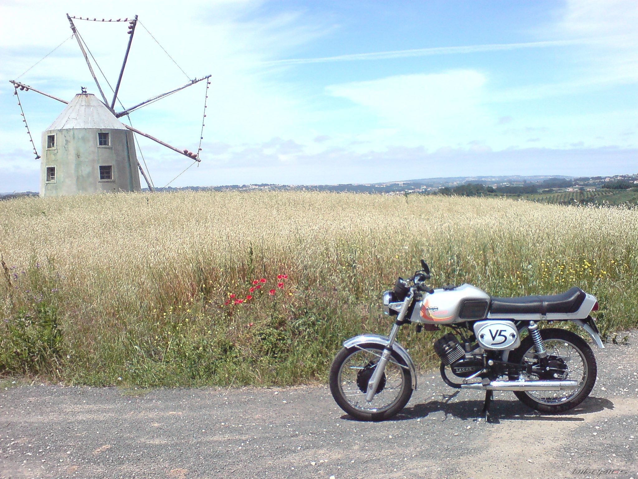 Bike Photo 2250504