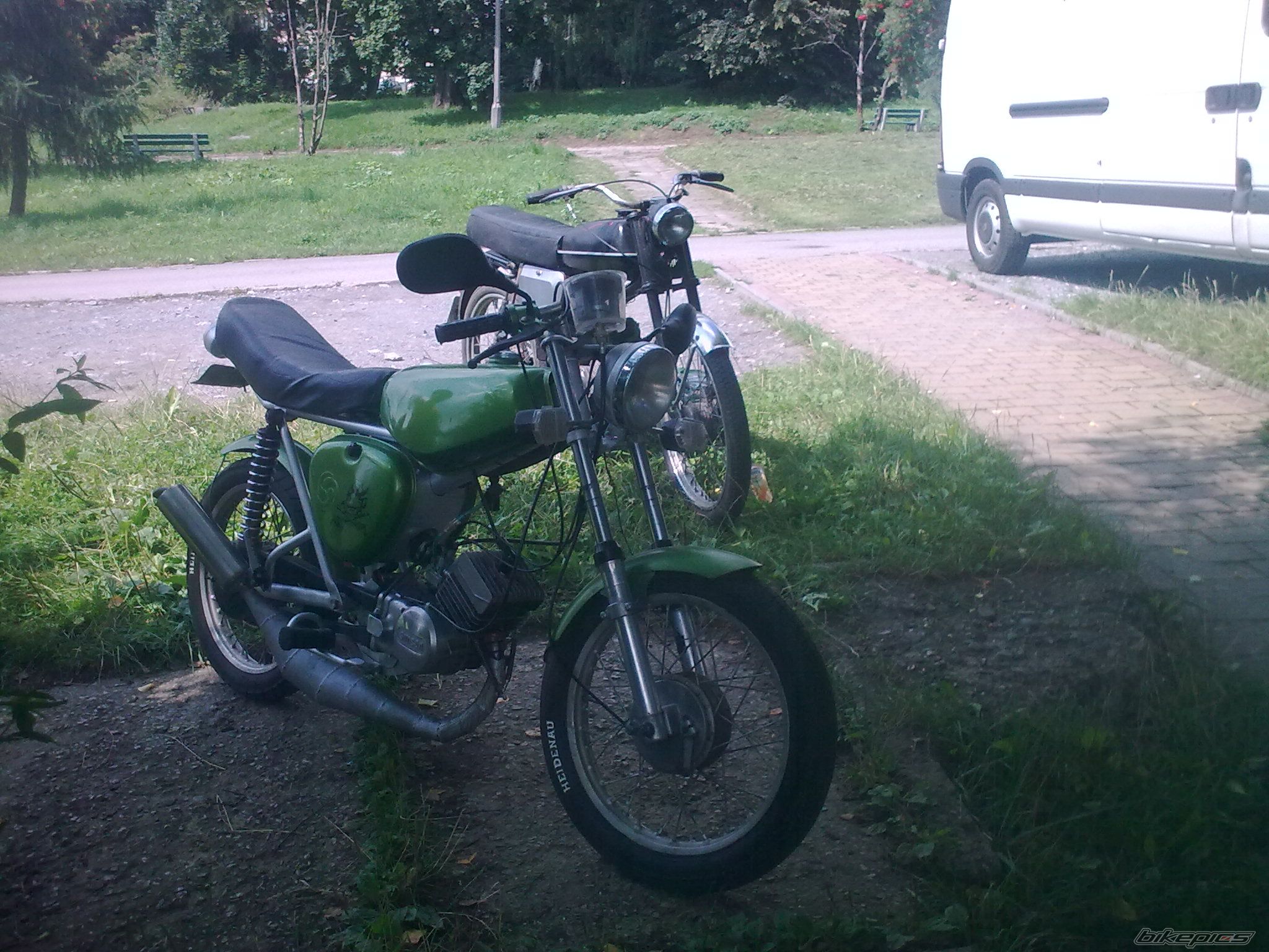 Photo 2250761