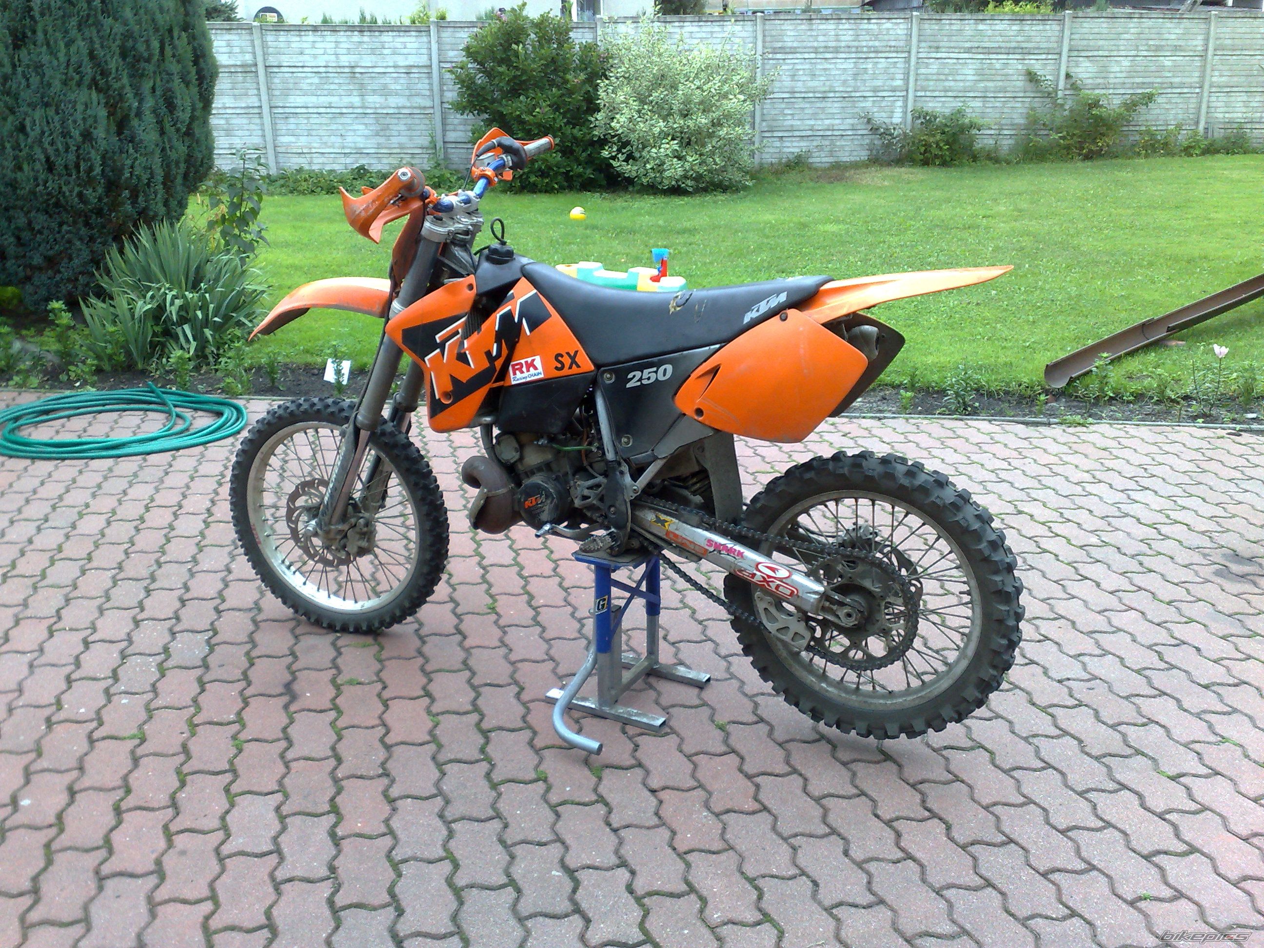 Photo 2250904