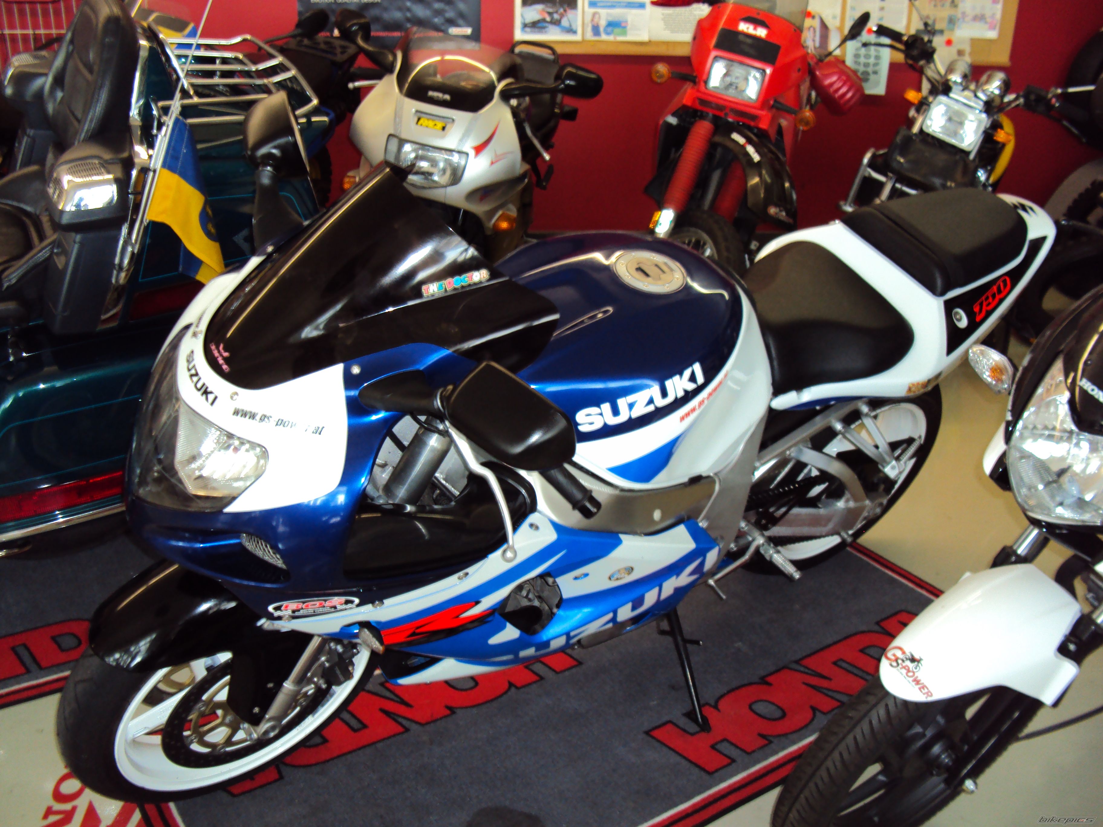Photo 2252929