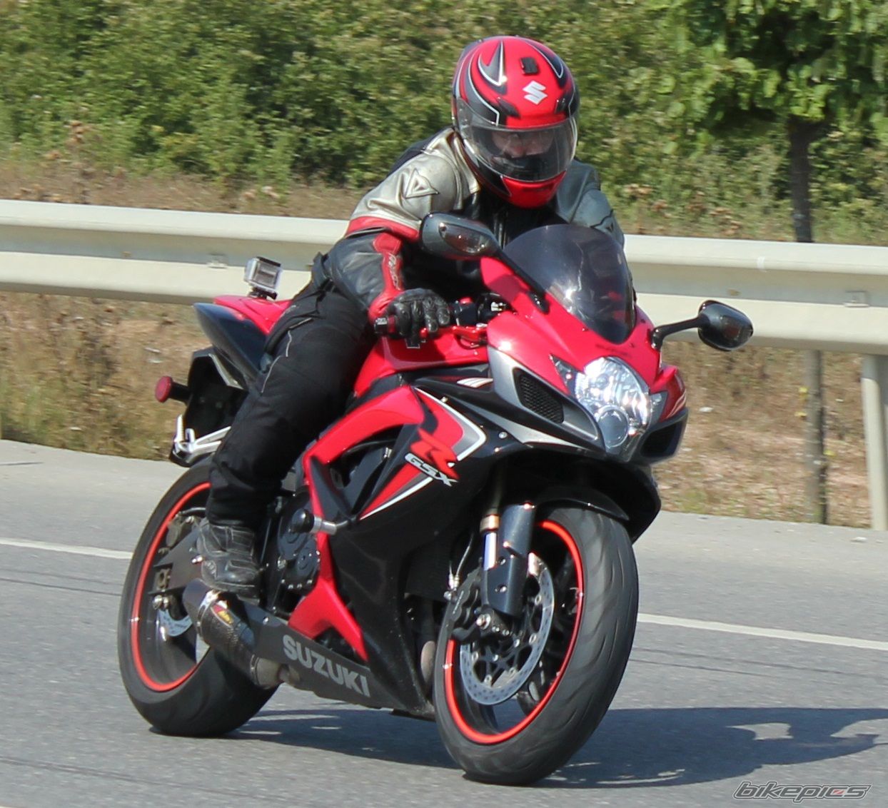 Photo 2253441
