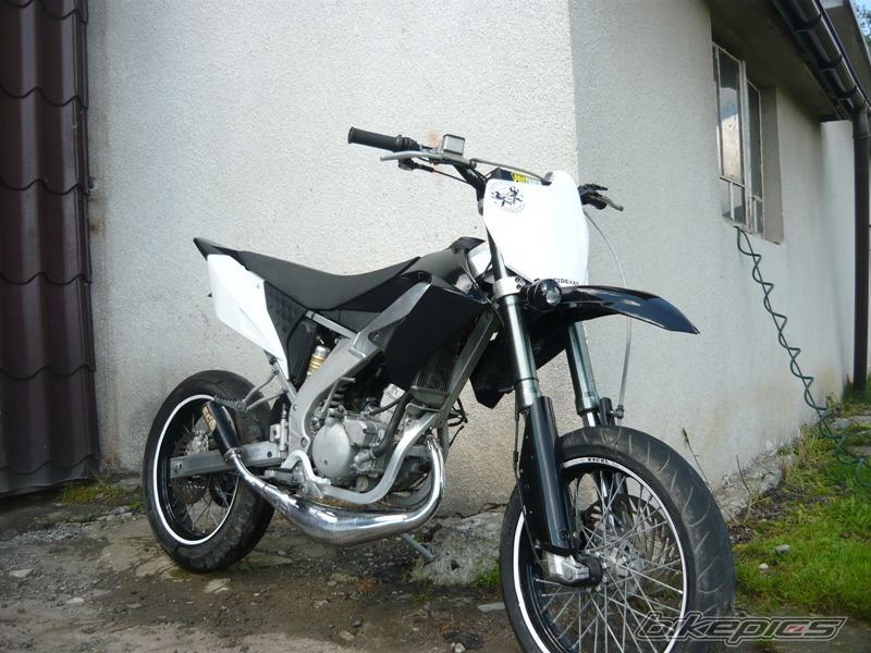 Photo 2253909