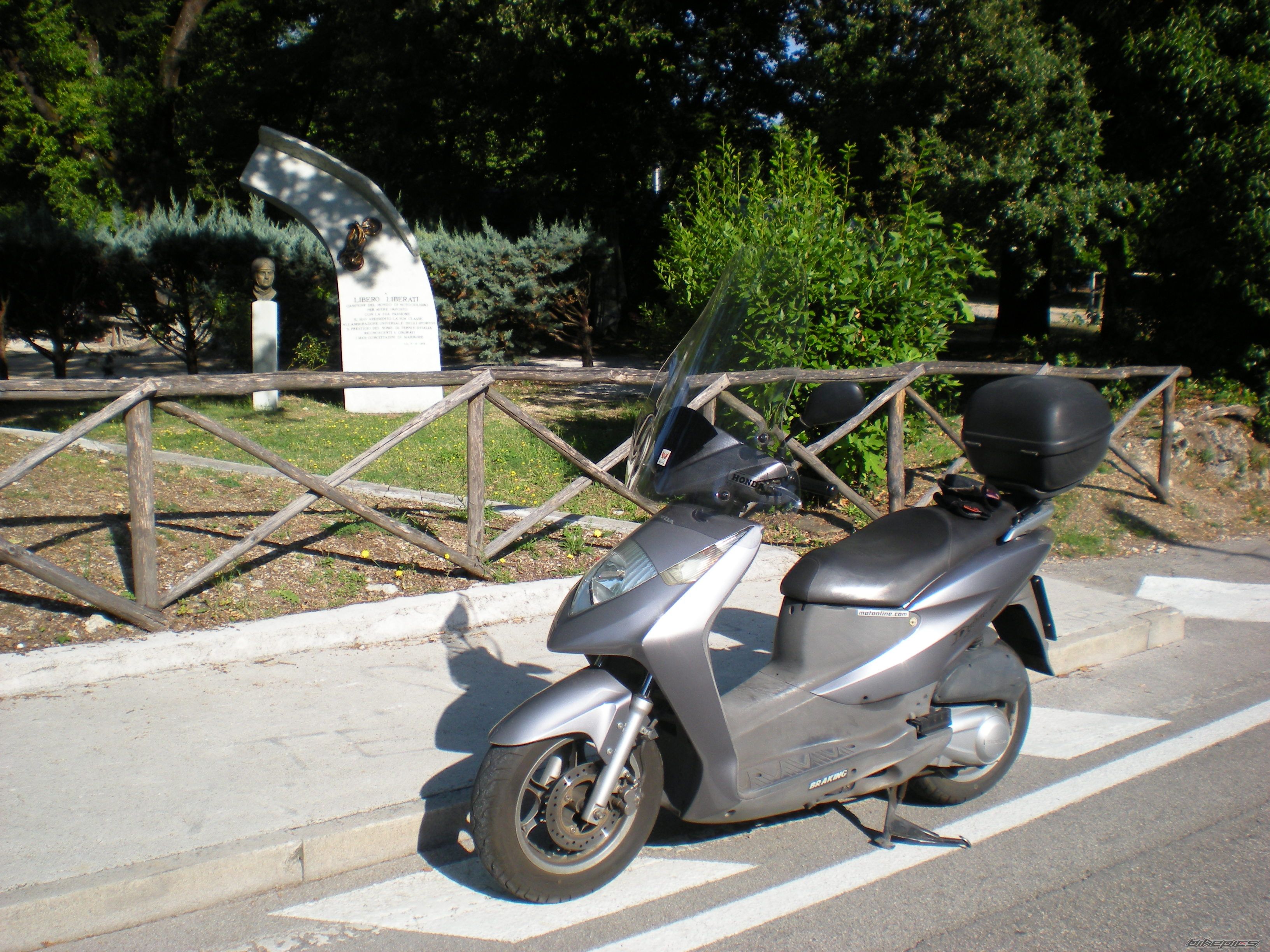 Photo 2254523