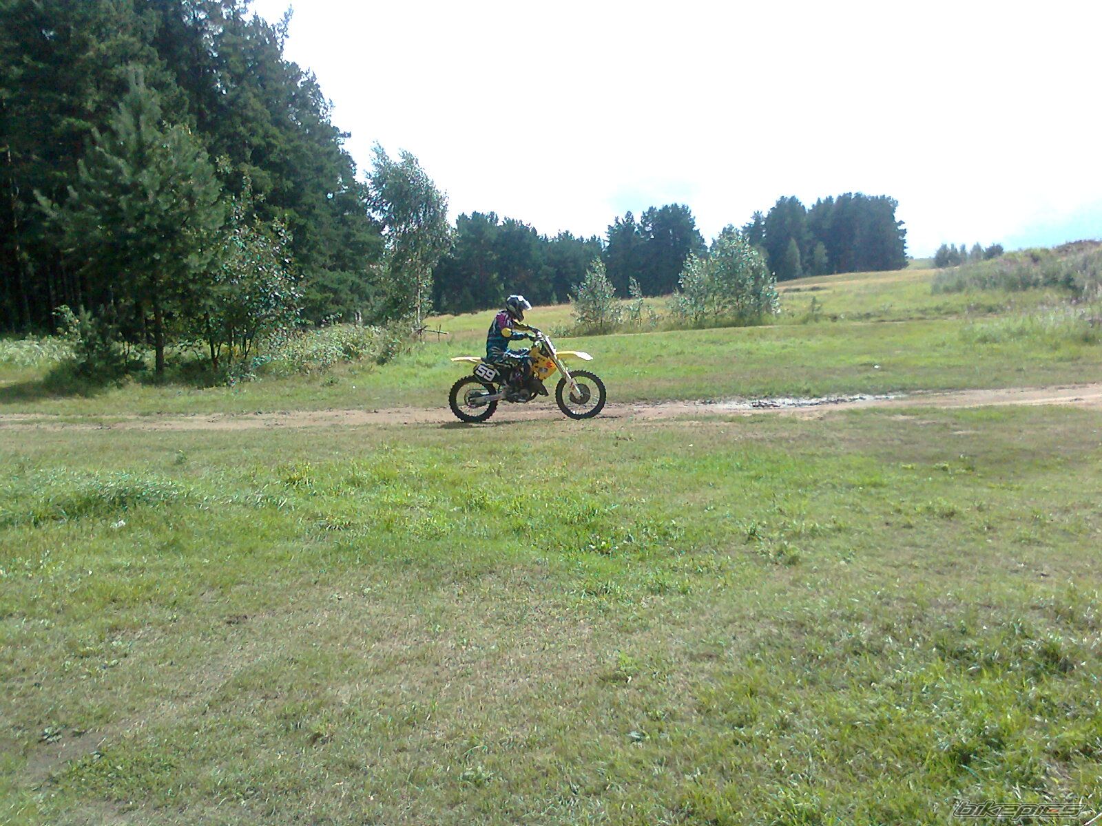 Photo 2255887